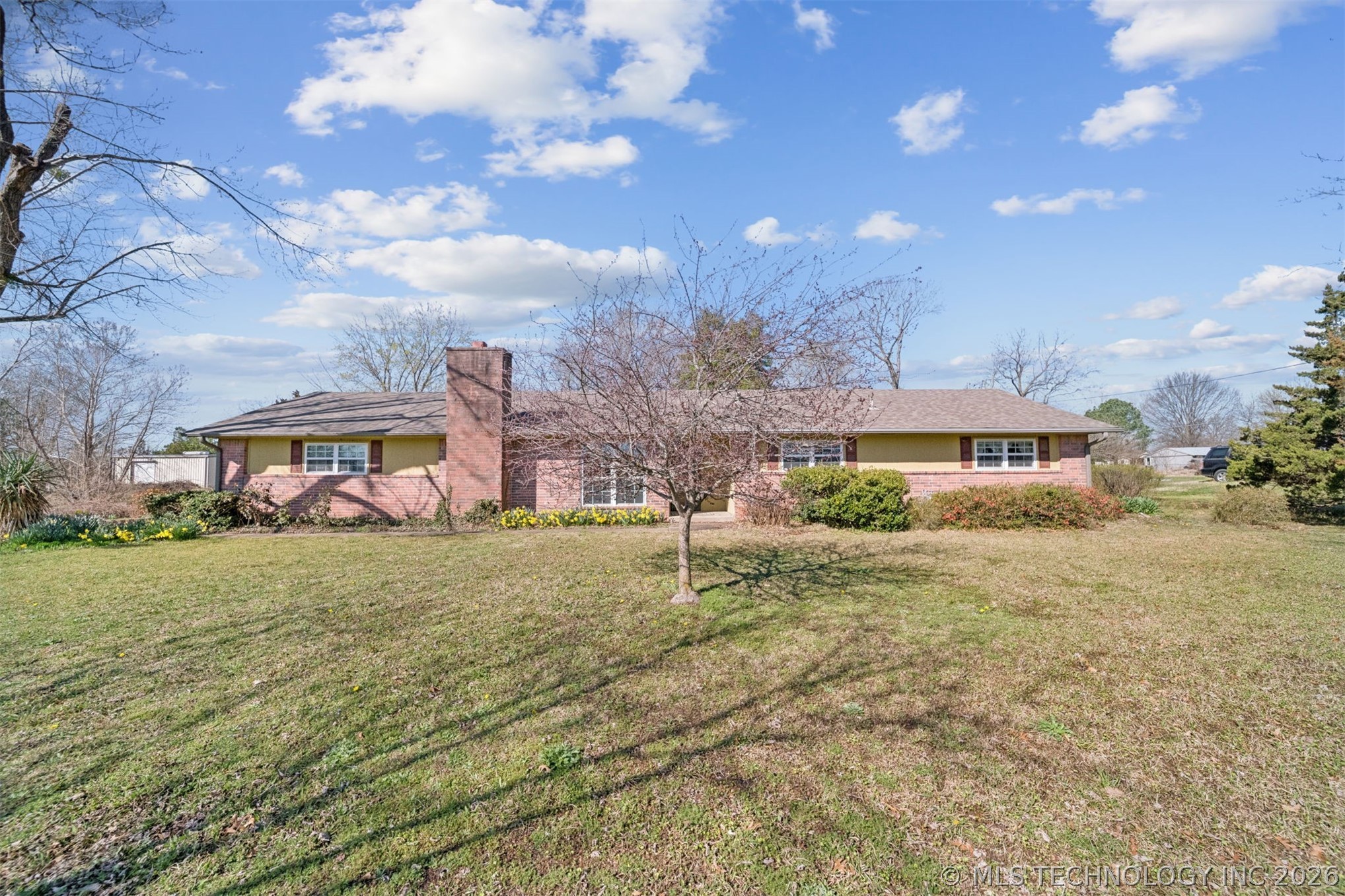 20936 S Valley West Drive Property Photo 11