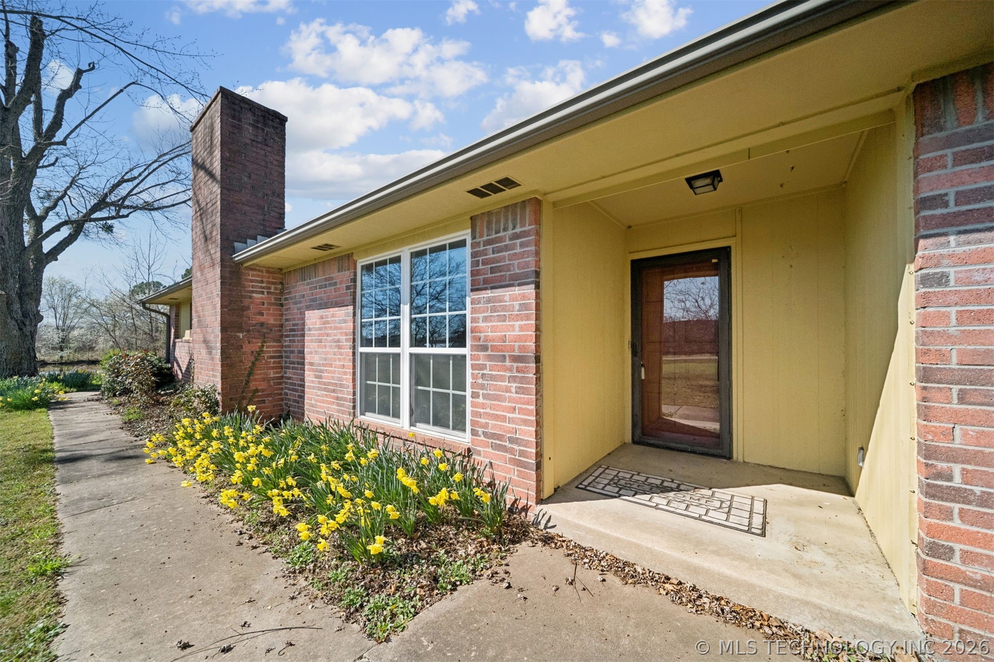 20936 S Valley West Drive Property Photo 13