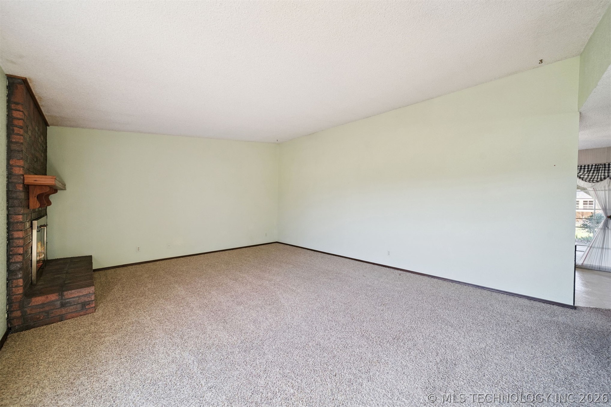 20936 S Valley West Drive Property Photo 17