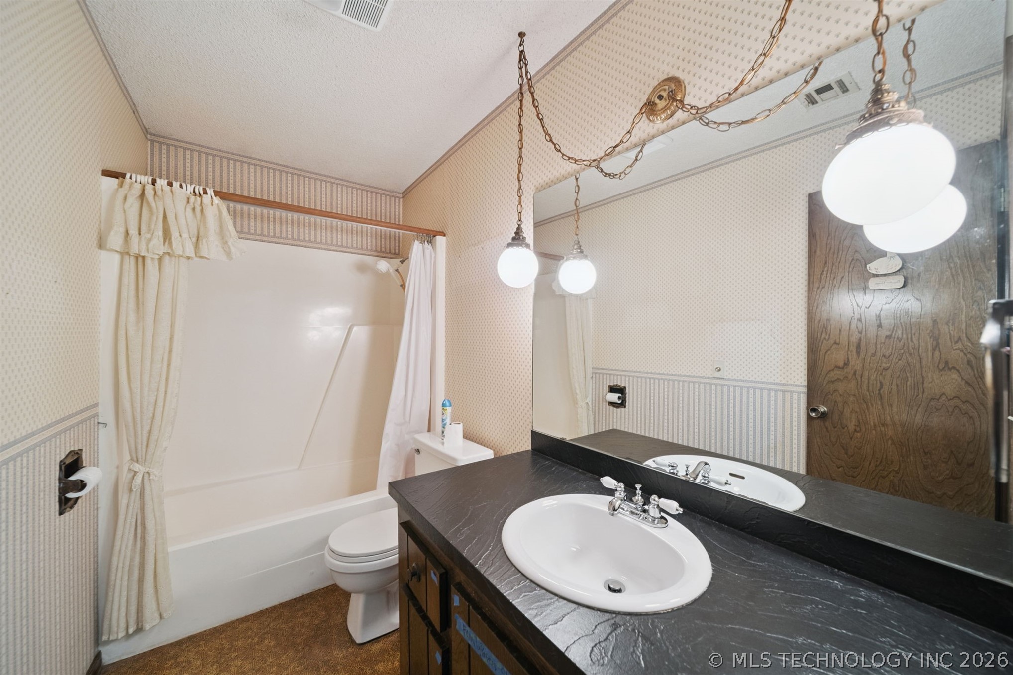 20936 S Valley West Drive Property Photo 27