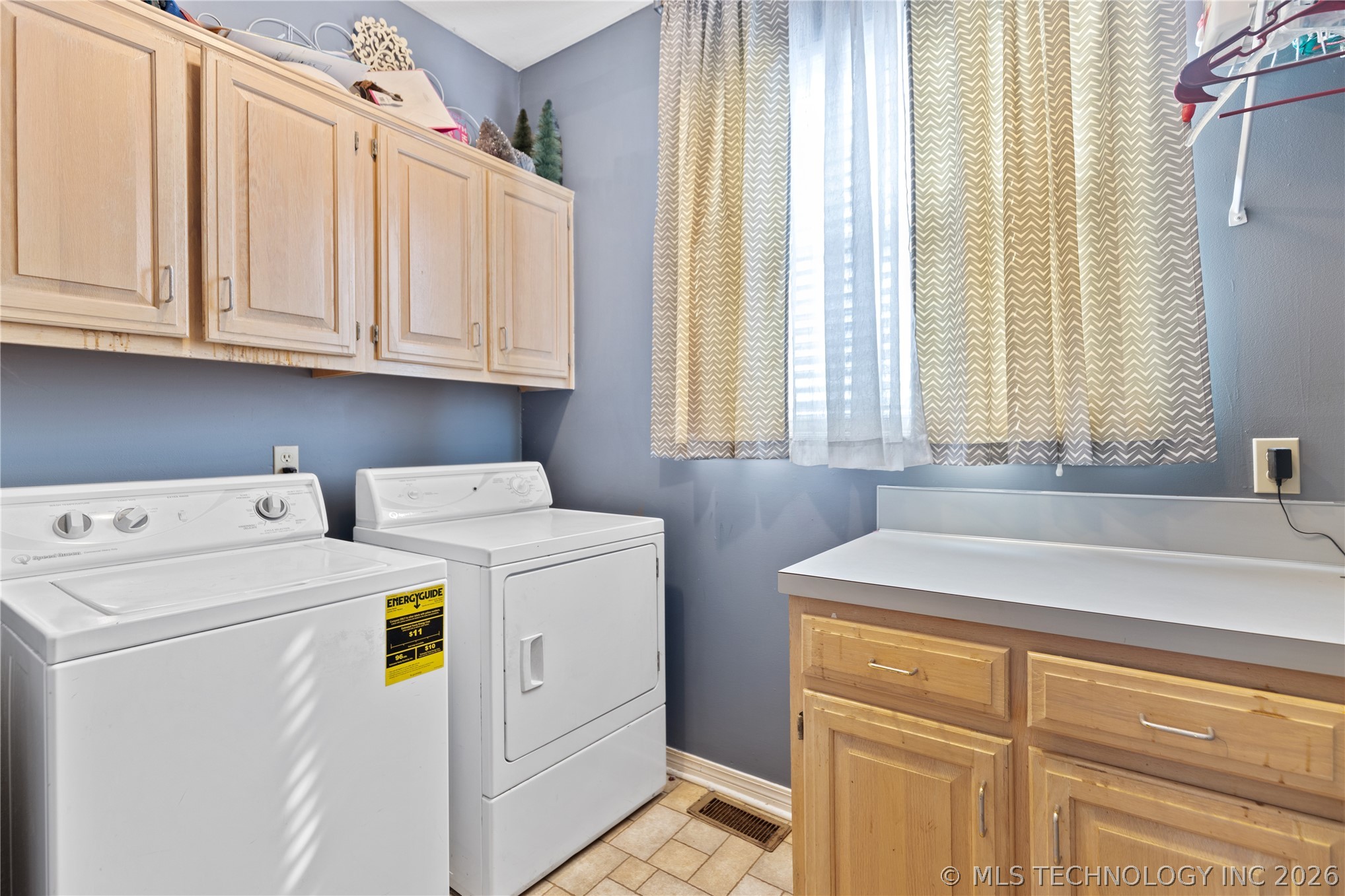5009 E 86th Place Property Photo 23