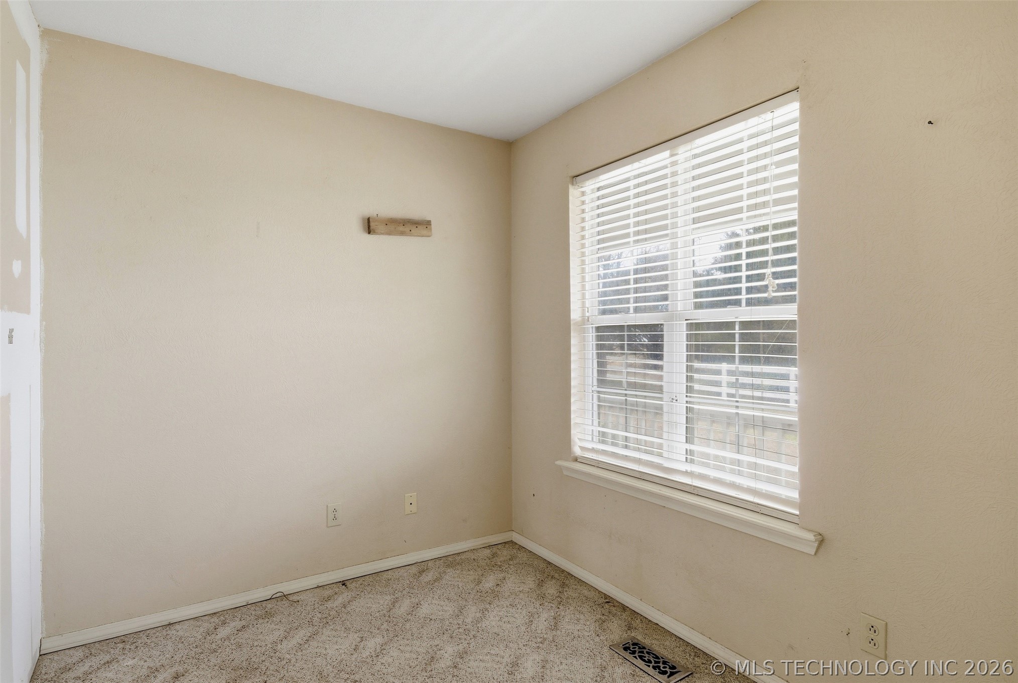 56551 E Highway 125 Property Photo 23