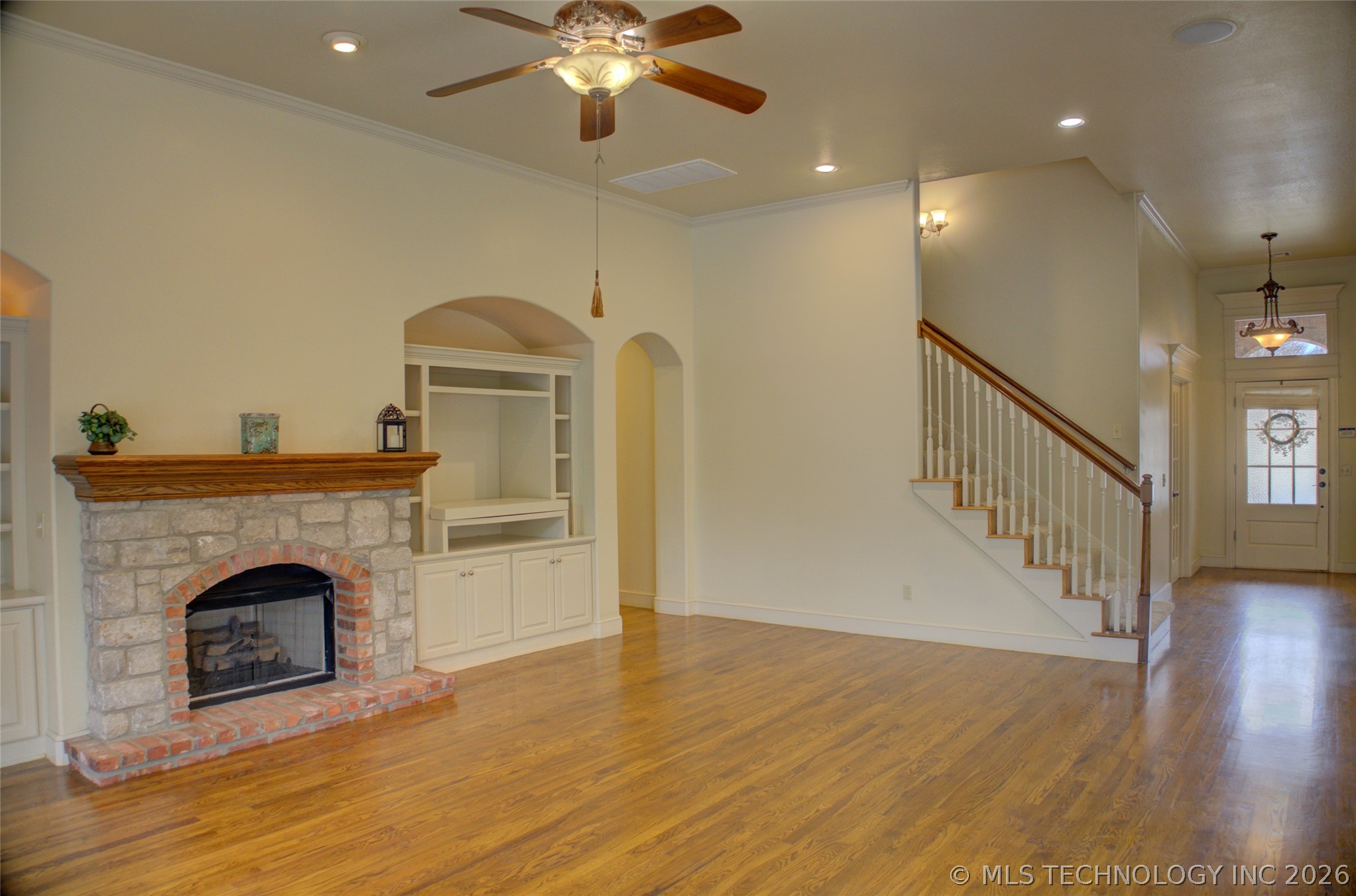10905 S 89th East Avenue Property Photo 17