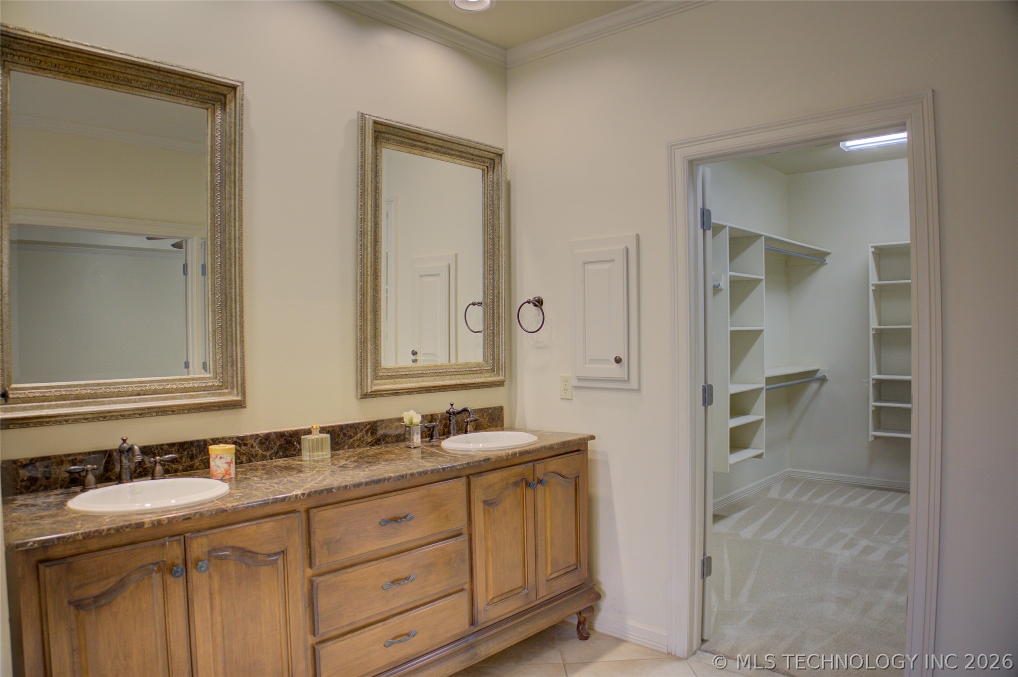 10905 S 89th East Avenue Property Photo 37