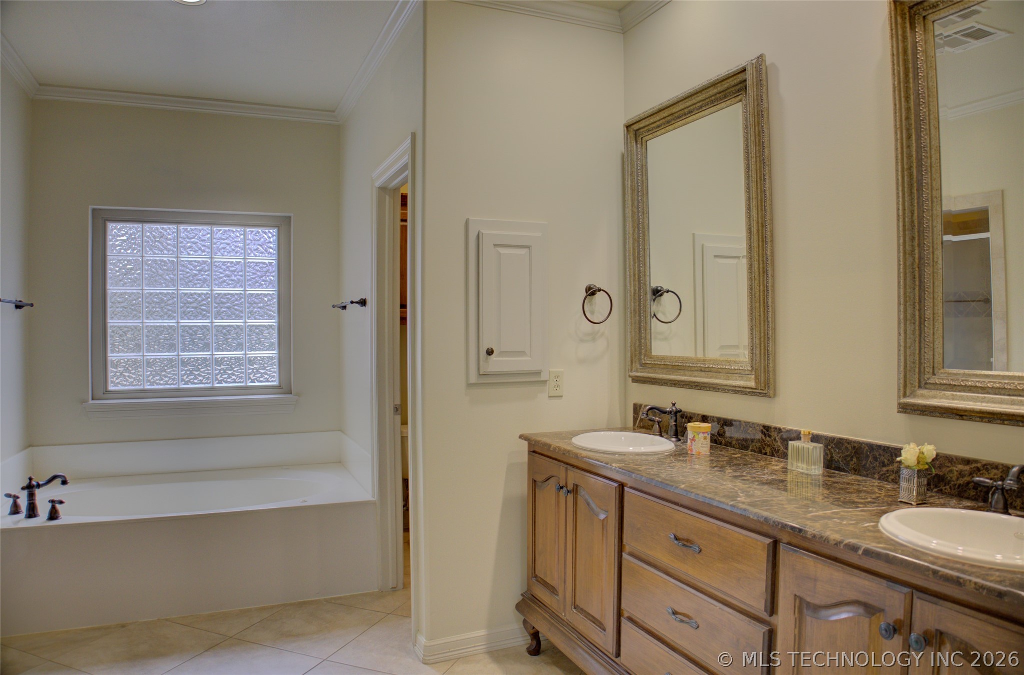 10905 S 89th East Avenue Property Photo 38
