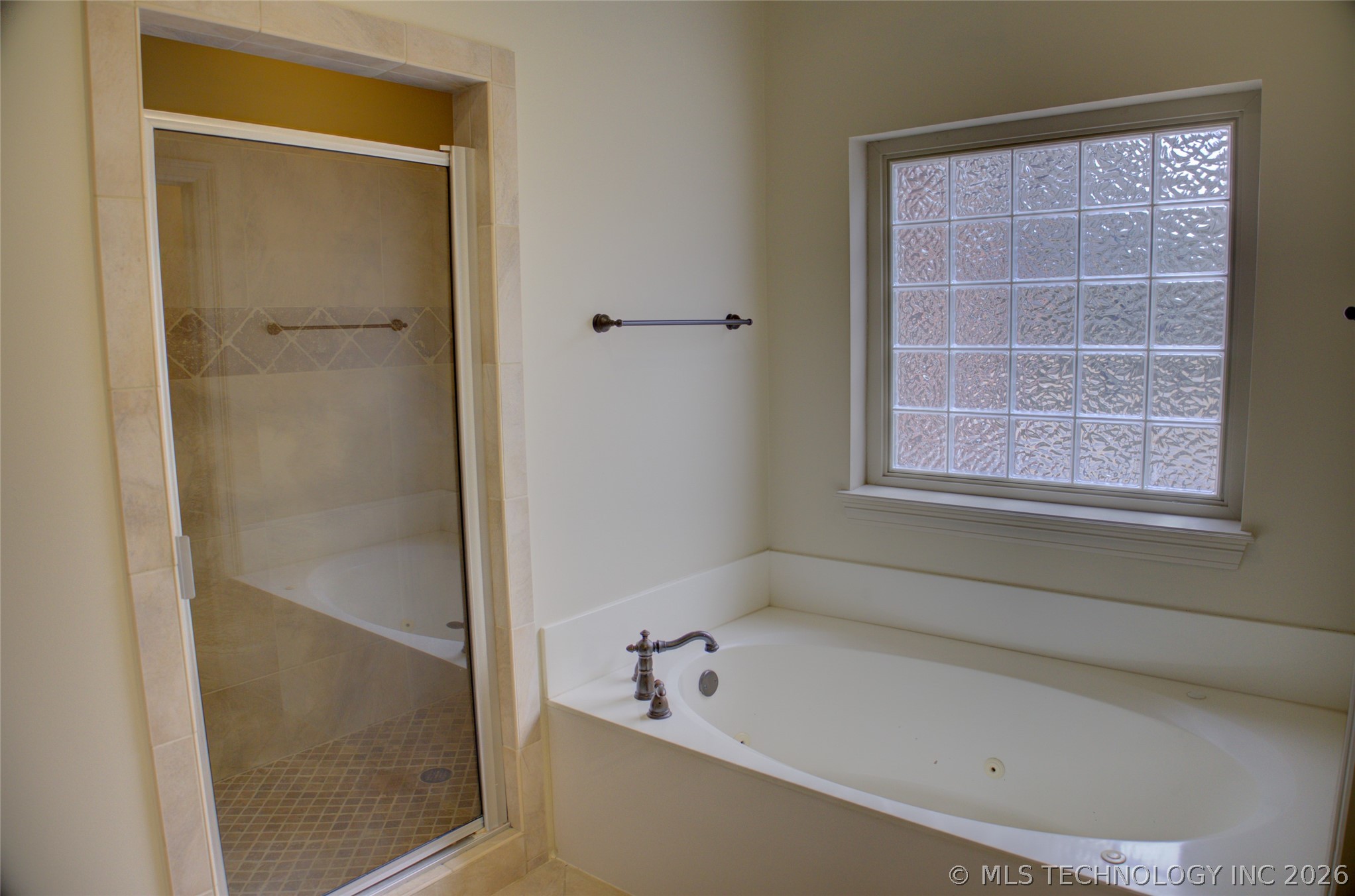 10905 S 89th East Avenue Property Photo 40