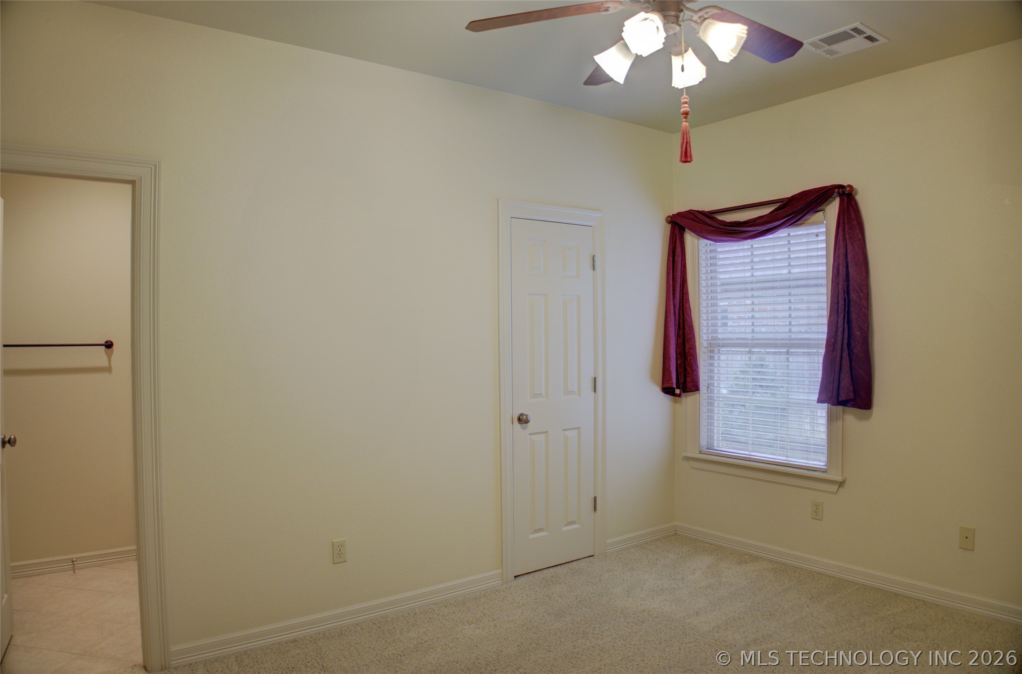 10905 S 89th East Avenue Property Photo 47