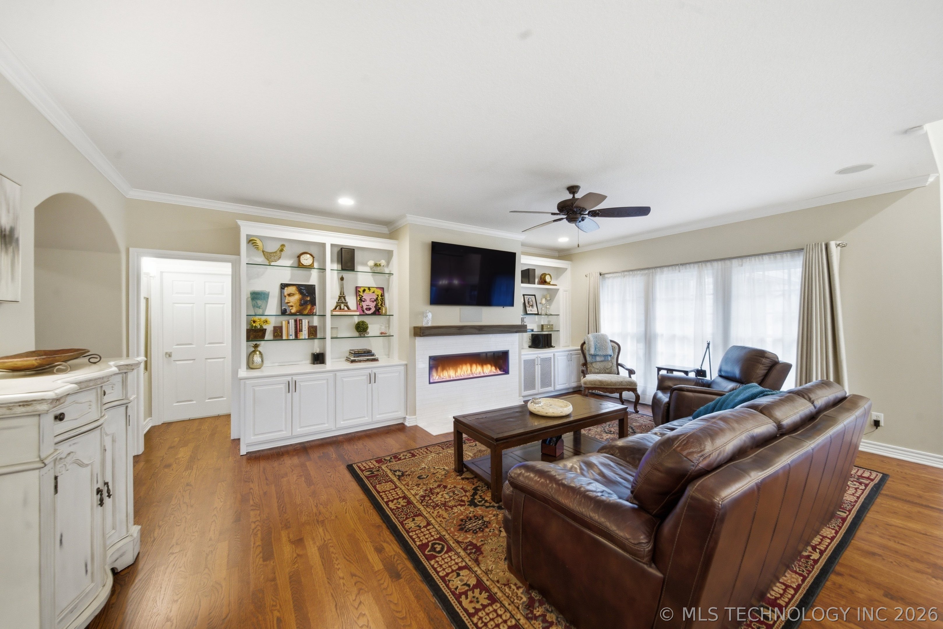 1202 E 28th Street Property Photo 9