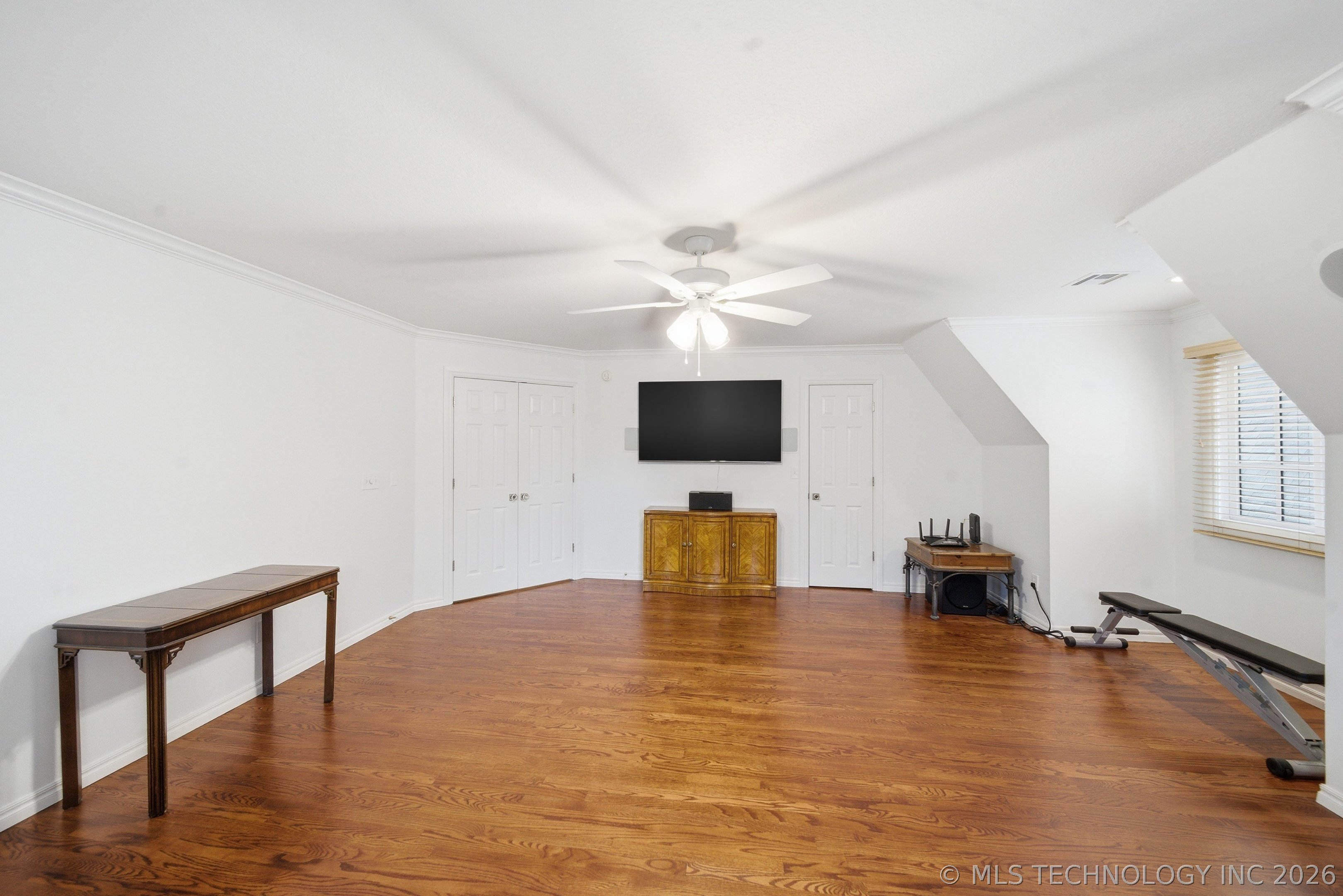 1202 E 28th Street Property Photo 37