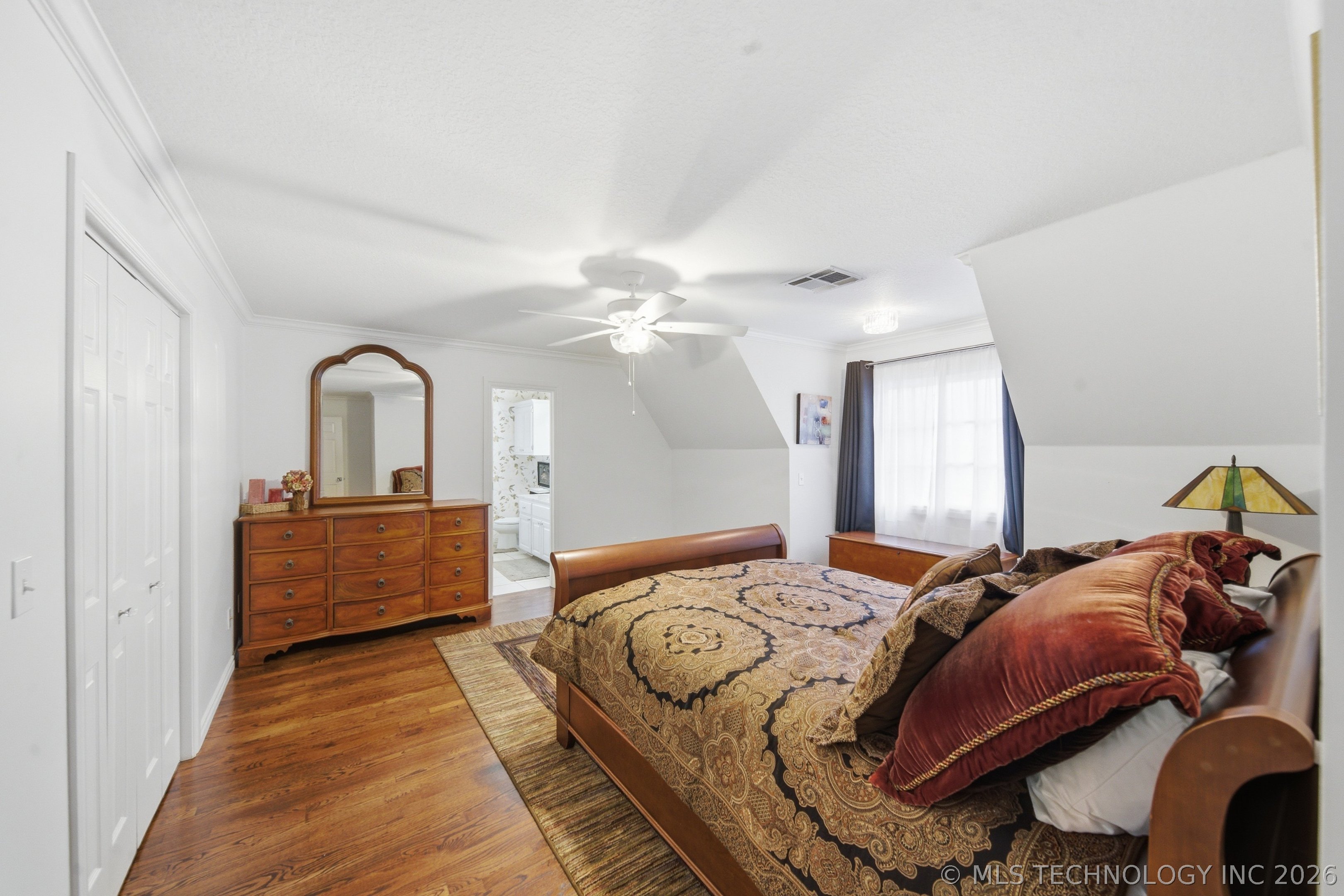 1202 E 28th Street Property Photo 39