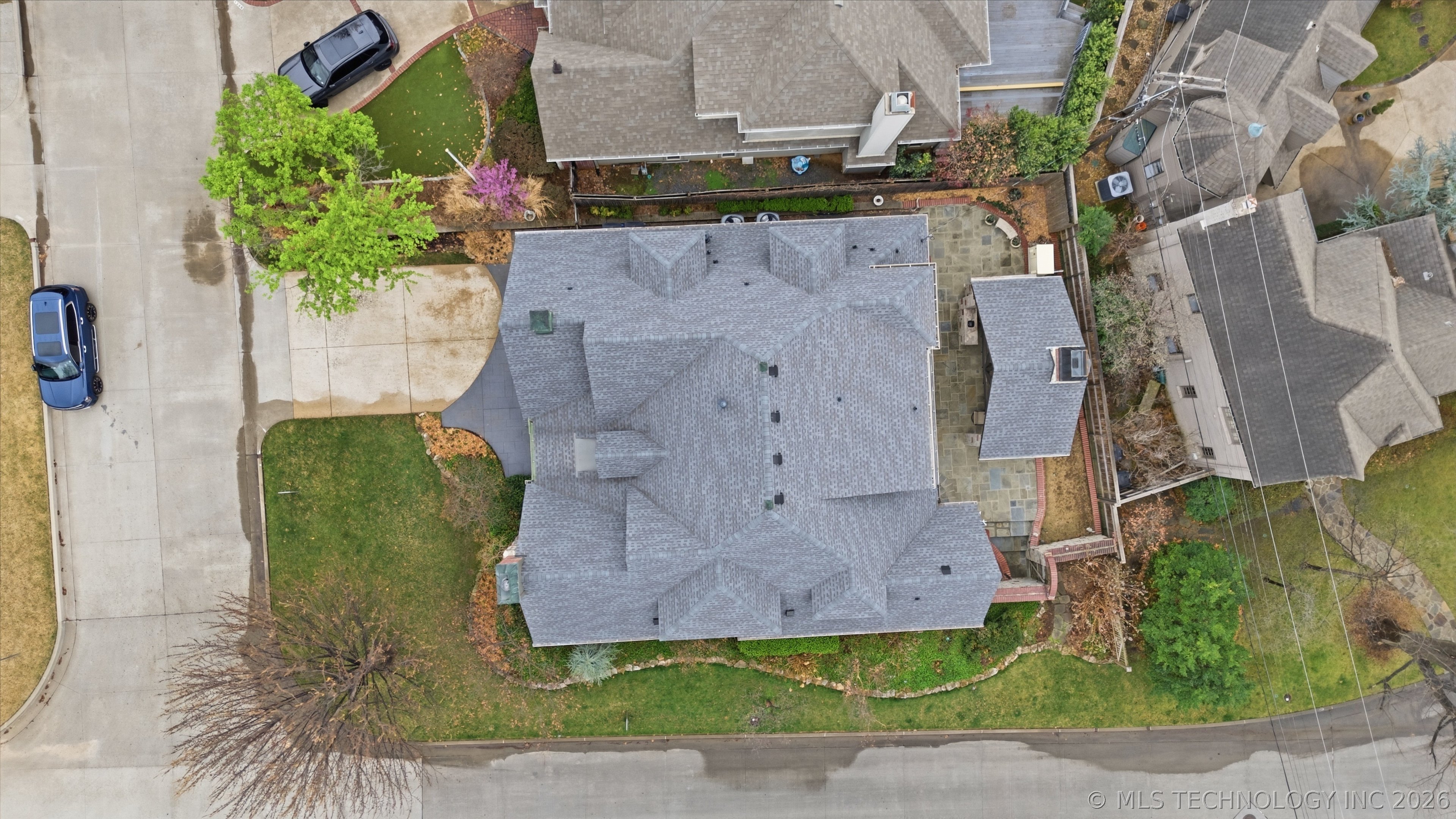 1202 E 28th Street Property Photo 49