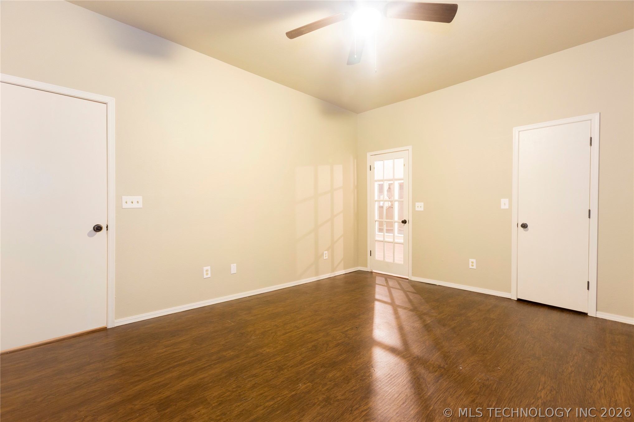 211 N State Street Property Photo 20