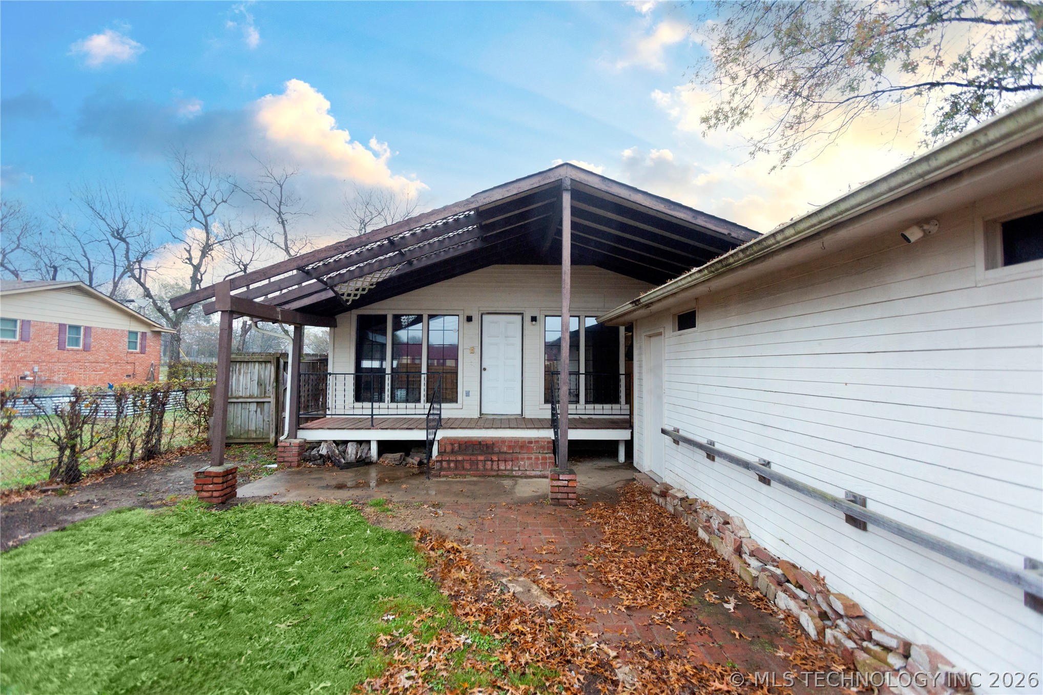 211 N State Street Property Photo 42