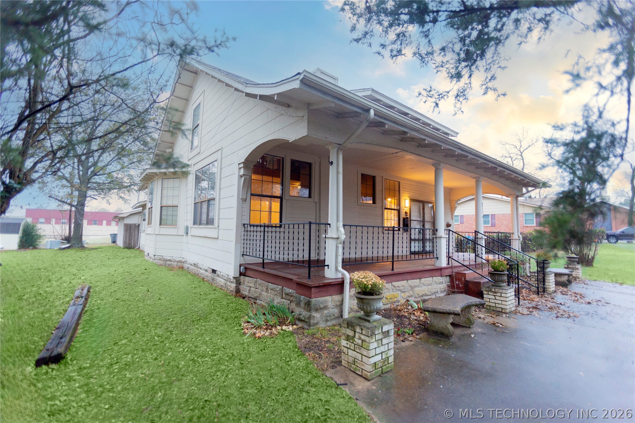 211 N State Street Property Photo 45