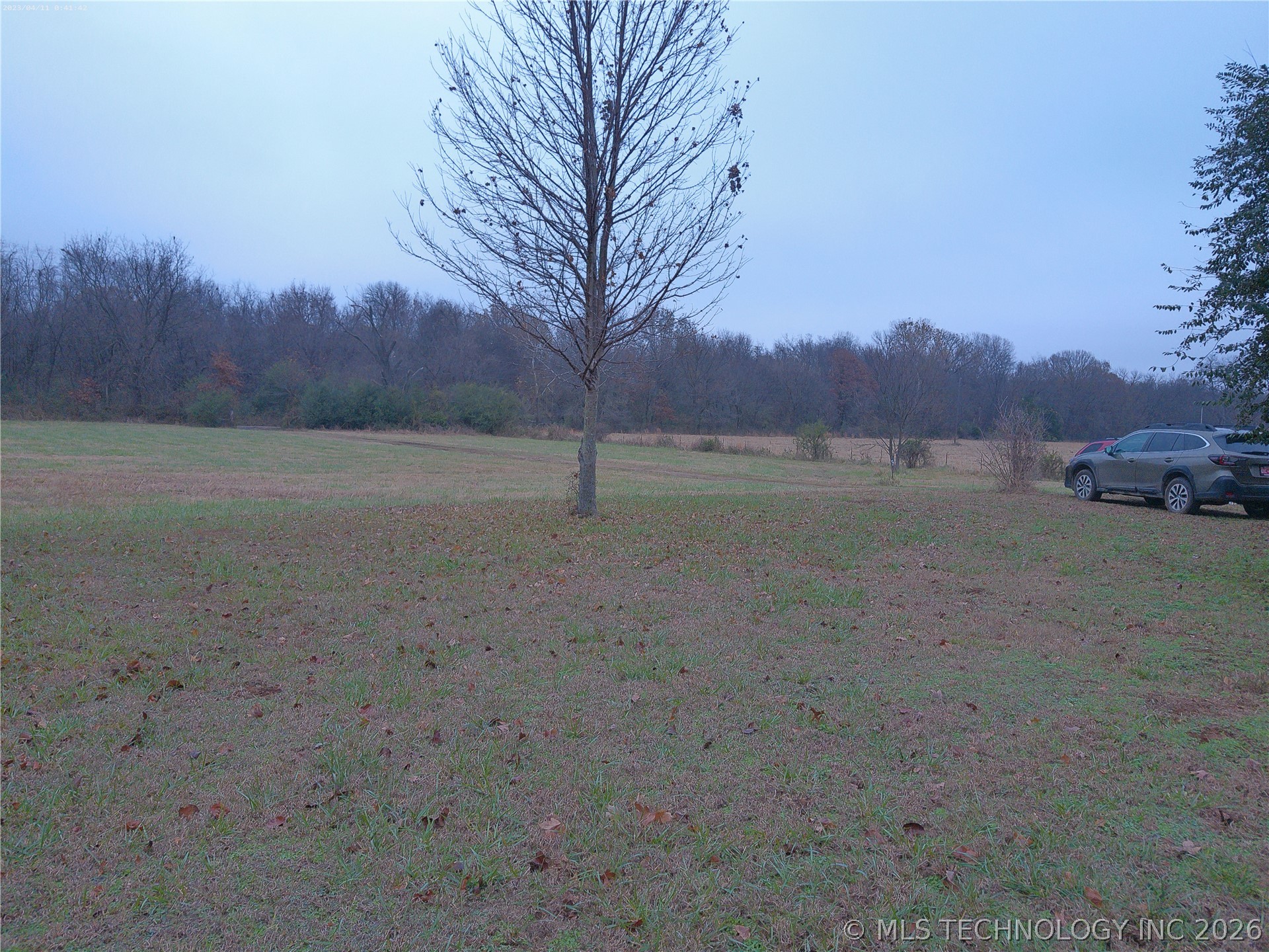 18727 W Bunch Road Property Photo 3