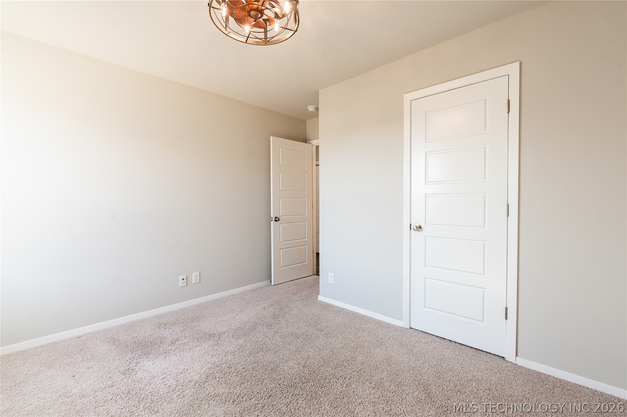 10715 N 101 East Court E Property Photo 15