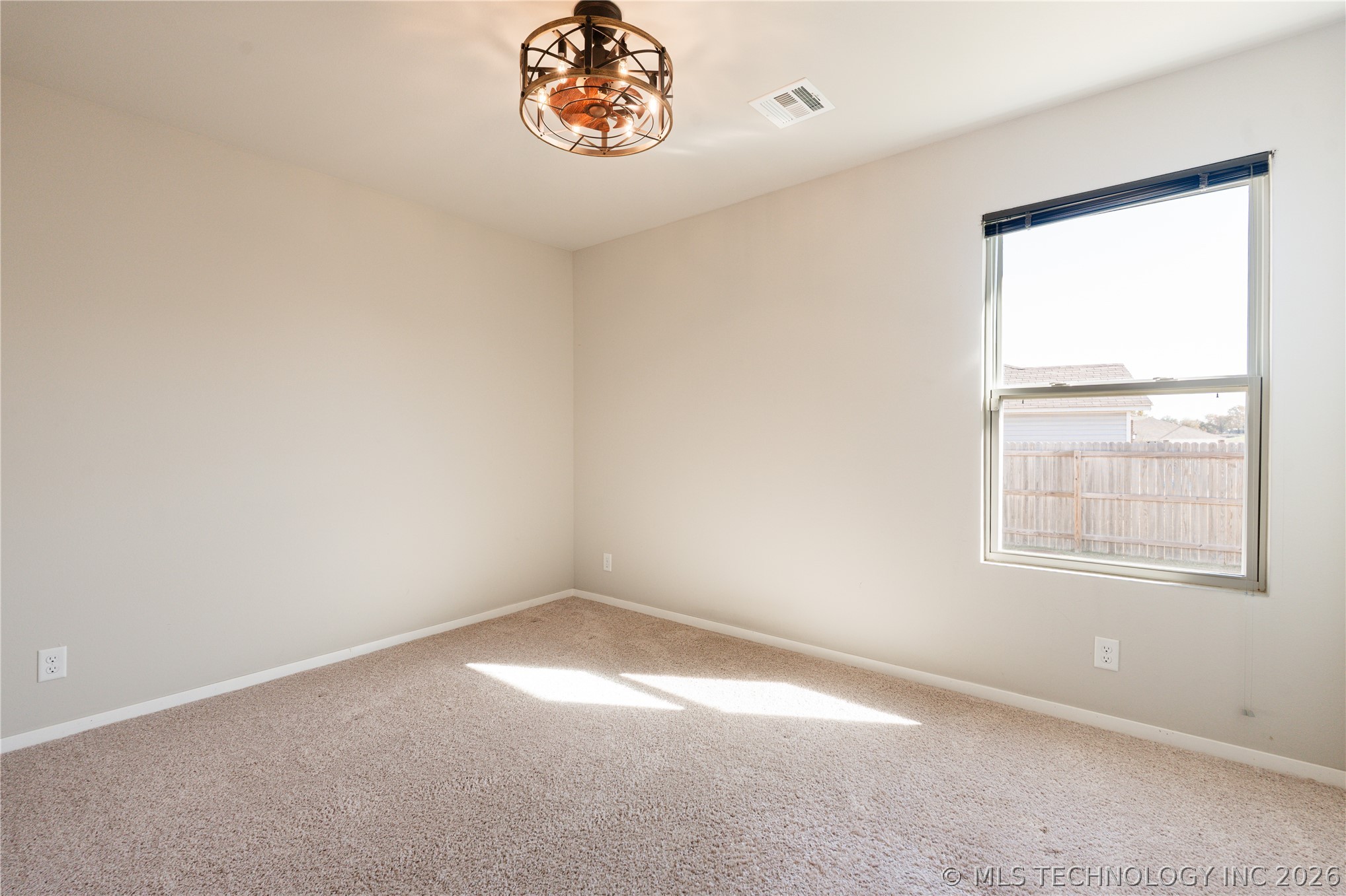 10715 N 101 East Court E Property Photo 16