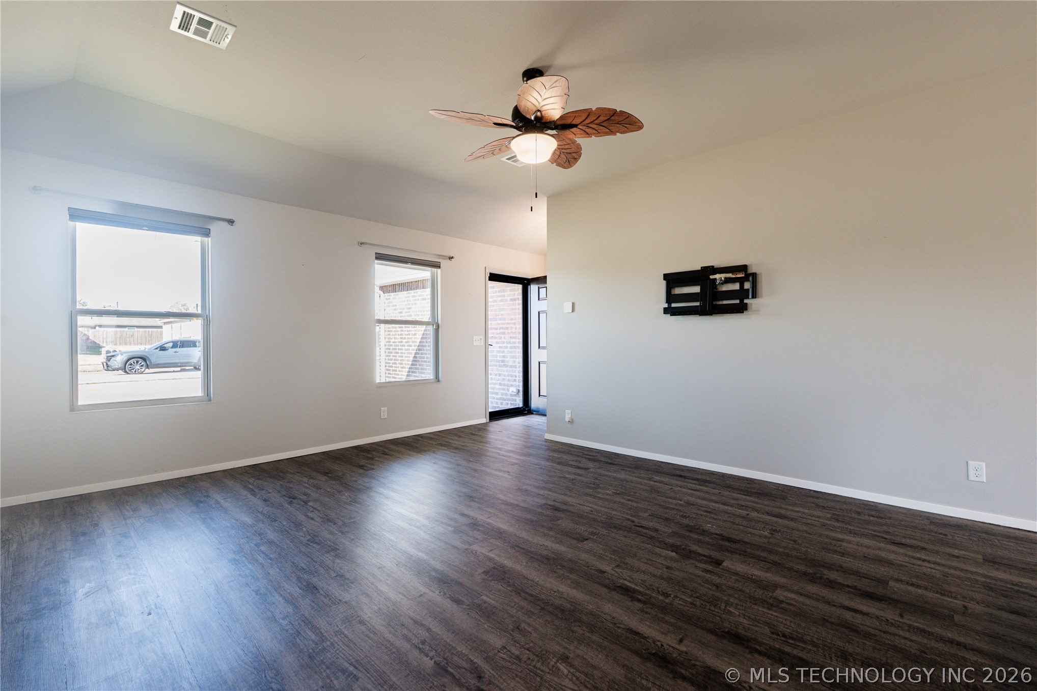 10715 N 101 East Court E Property Photo 20