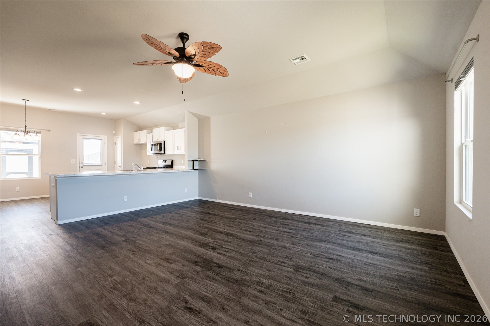 10715 N 101 East Court E Property Photo 22