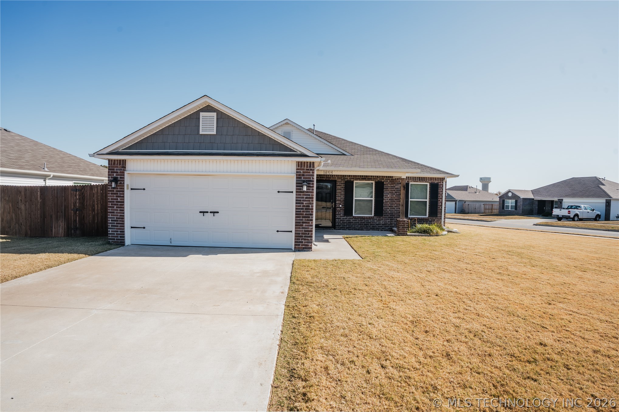 10715 N 101 East Court E Property Photo 32