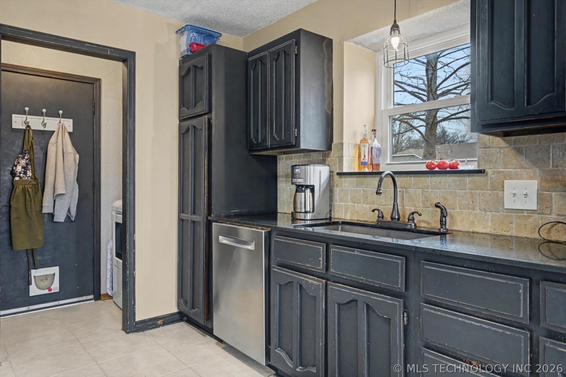 3809 S Poplar Avenue Property Photo 15