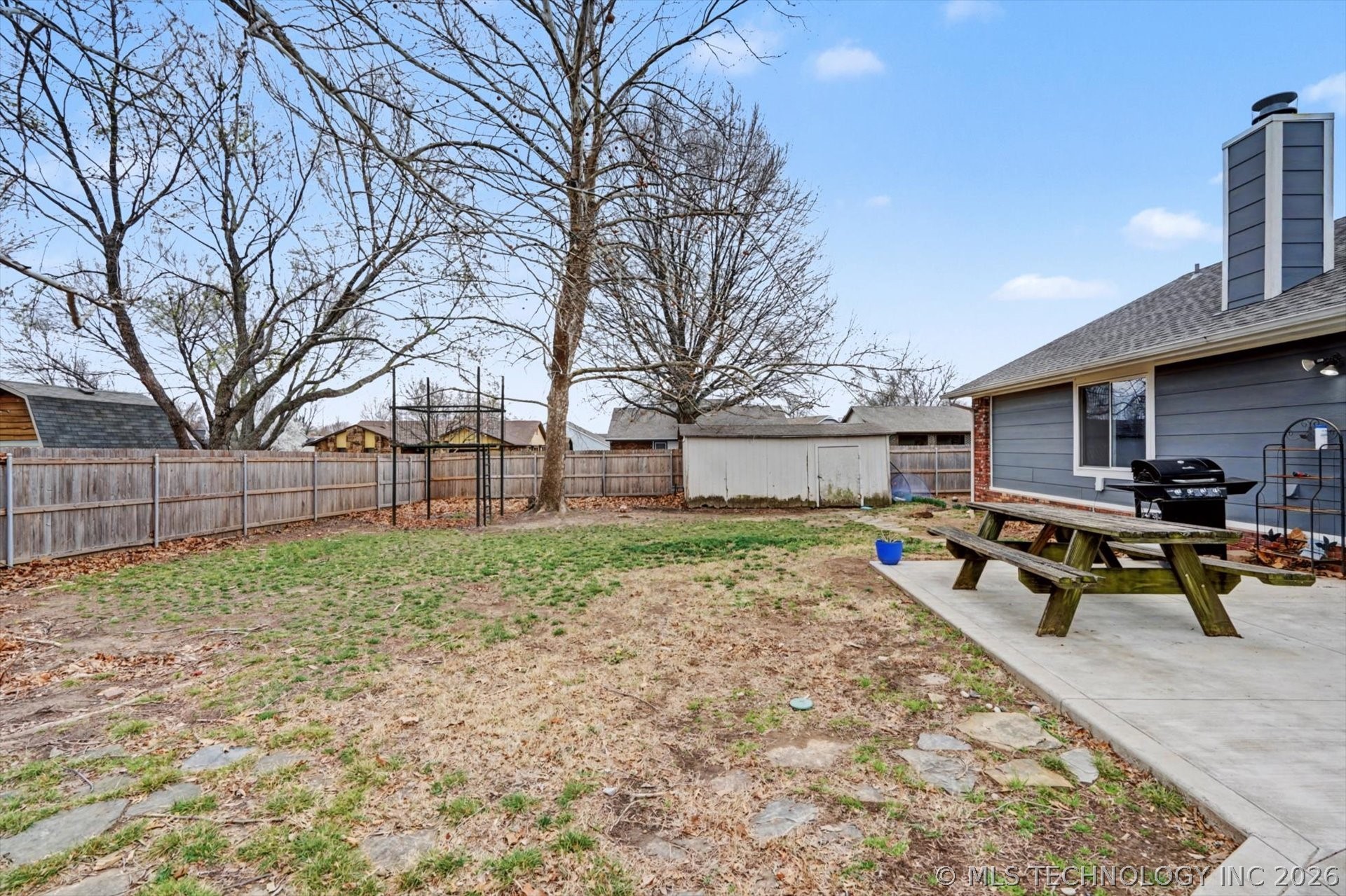 3809 S Poplar Avenue Property Photo 32