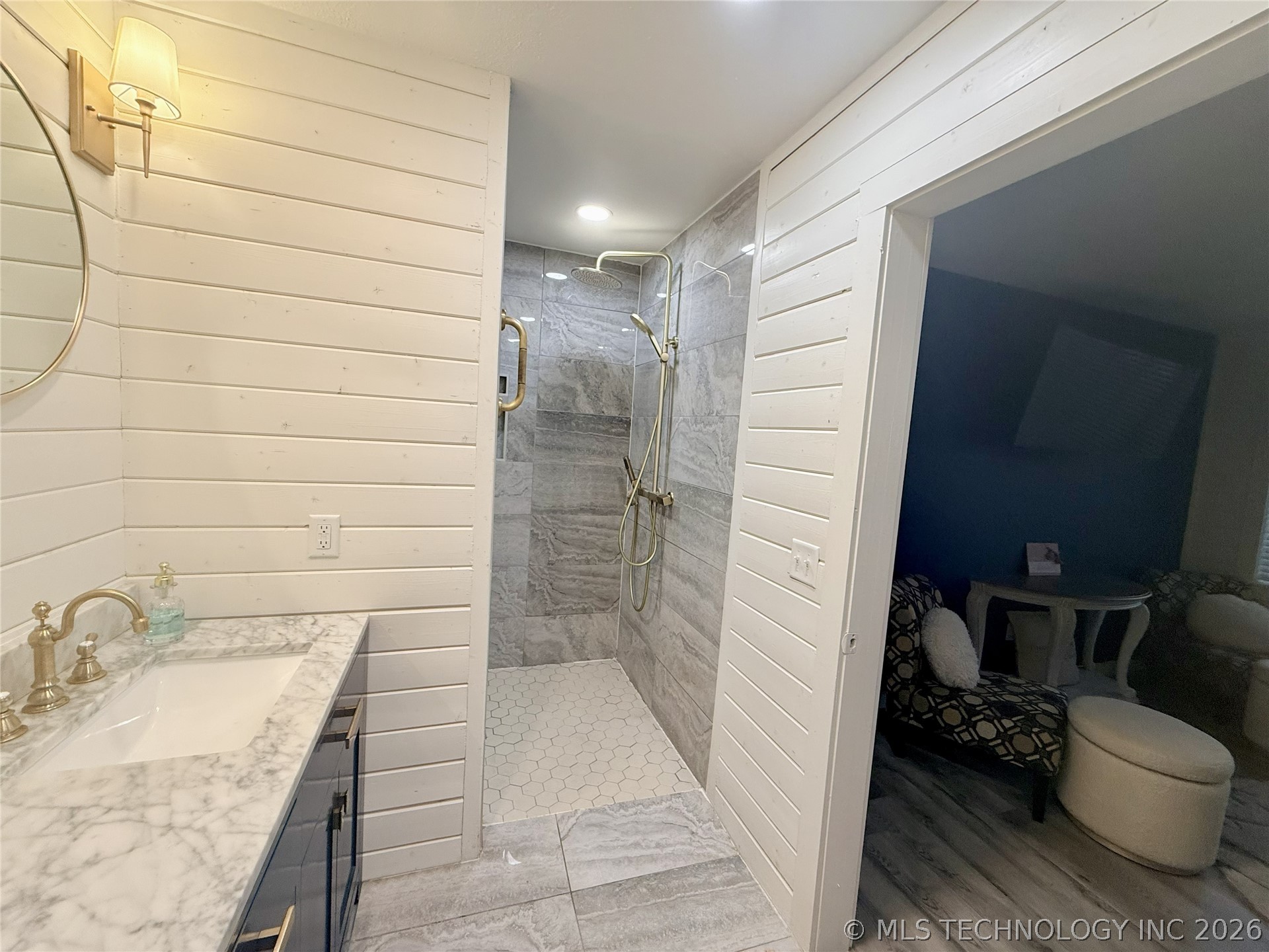400 N Cherokee Street Property Photo 16