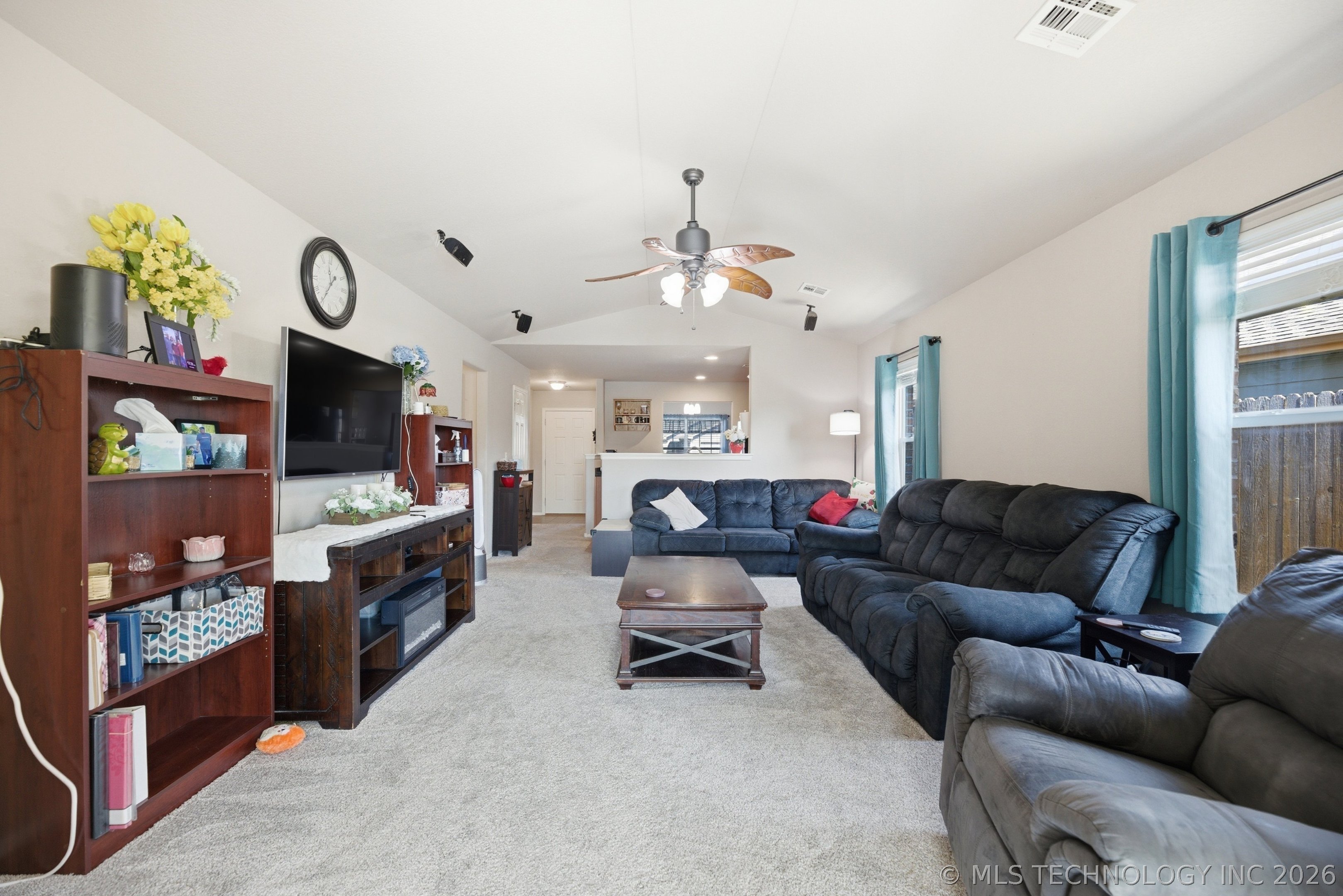 10705 N 154th East Avenue Property Photo 4
