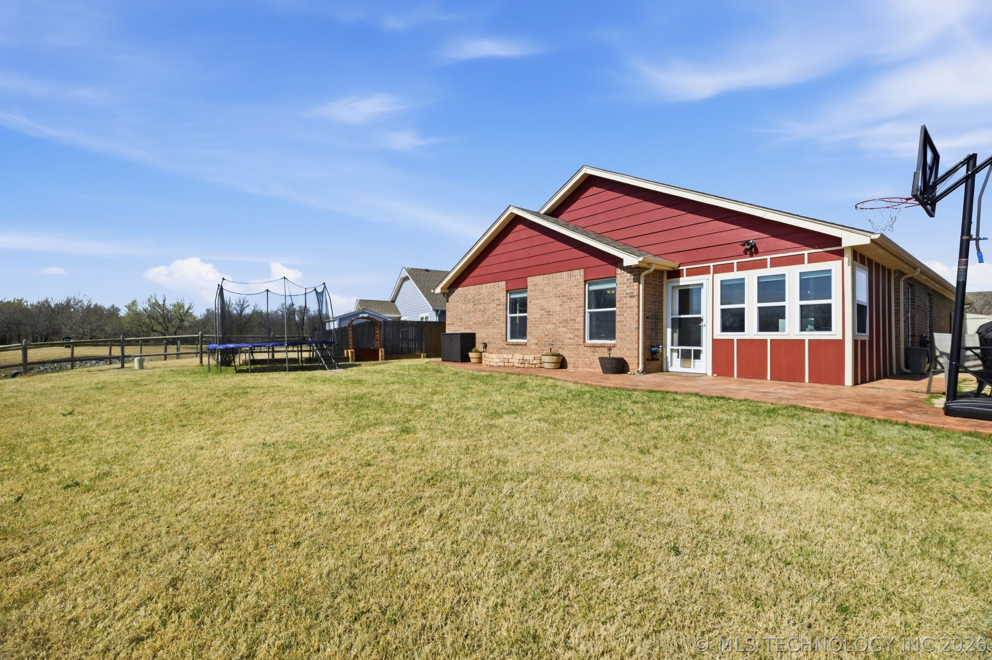 10705 N 154th East Avenue Property Photo 26