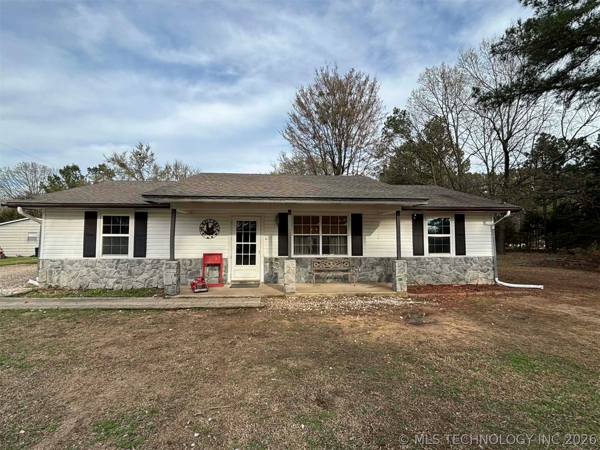 3876 S Blackberry Lane