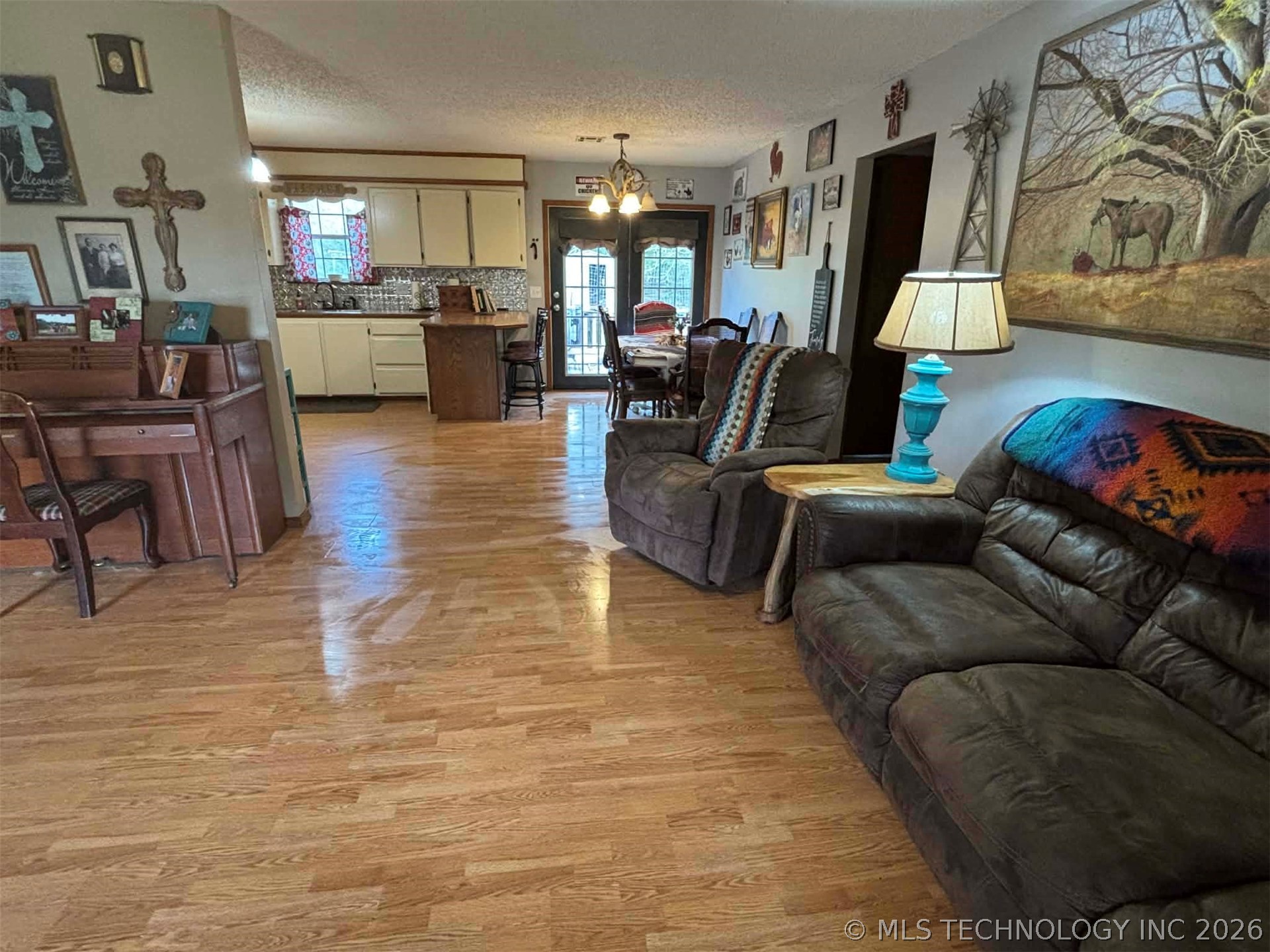 3876 S Blackberry Lane Property Photo 7