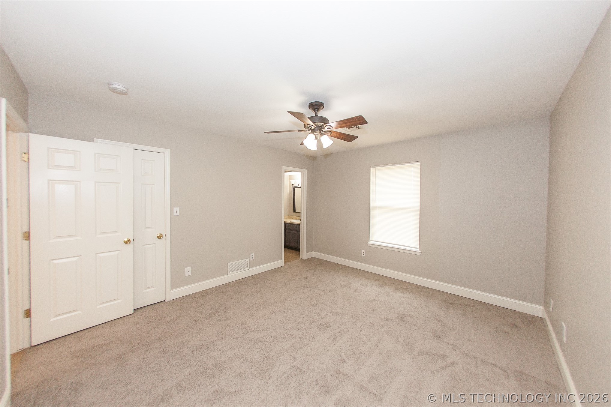 8923 N 119th East Avenue Property Photo 17