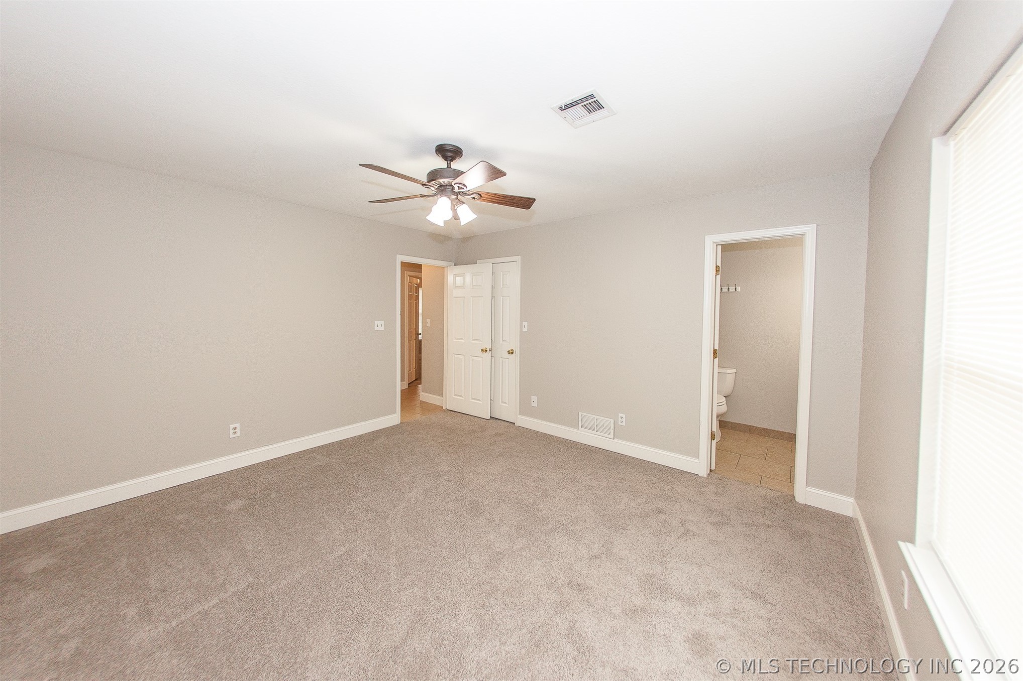 8923 N 119th East Avenue Property Photo 18
