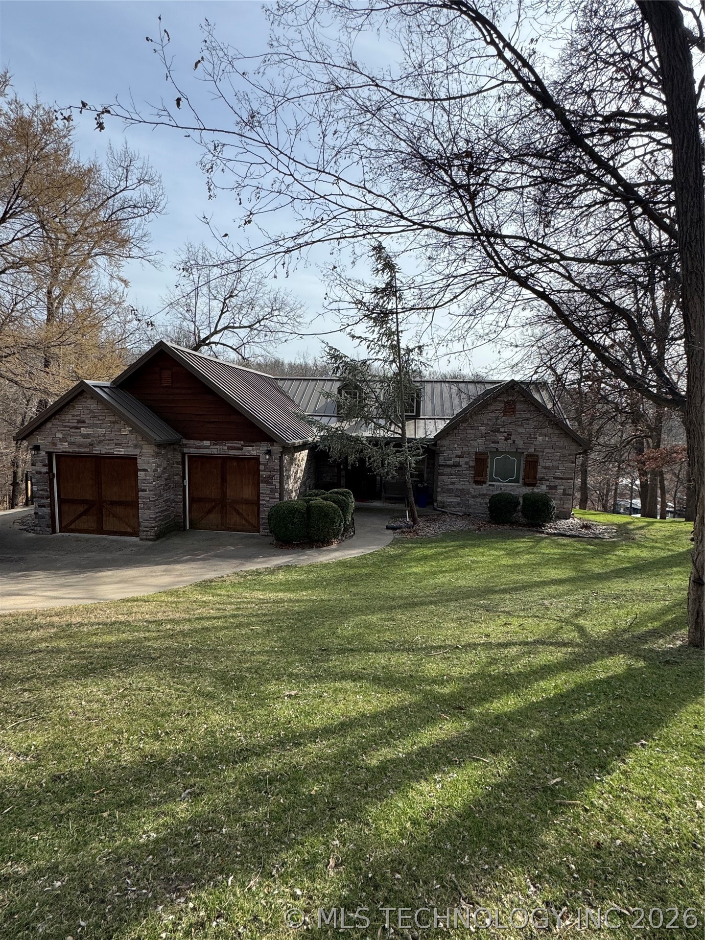 33689 Spruce Grouse Lane Property Photo 1