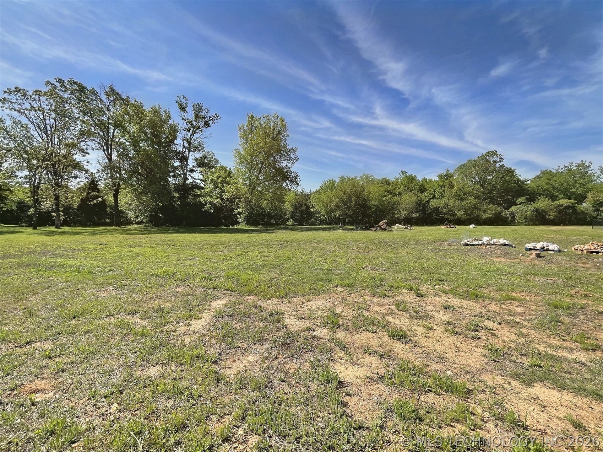 16845 W Sierra Circle Property Photo 8