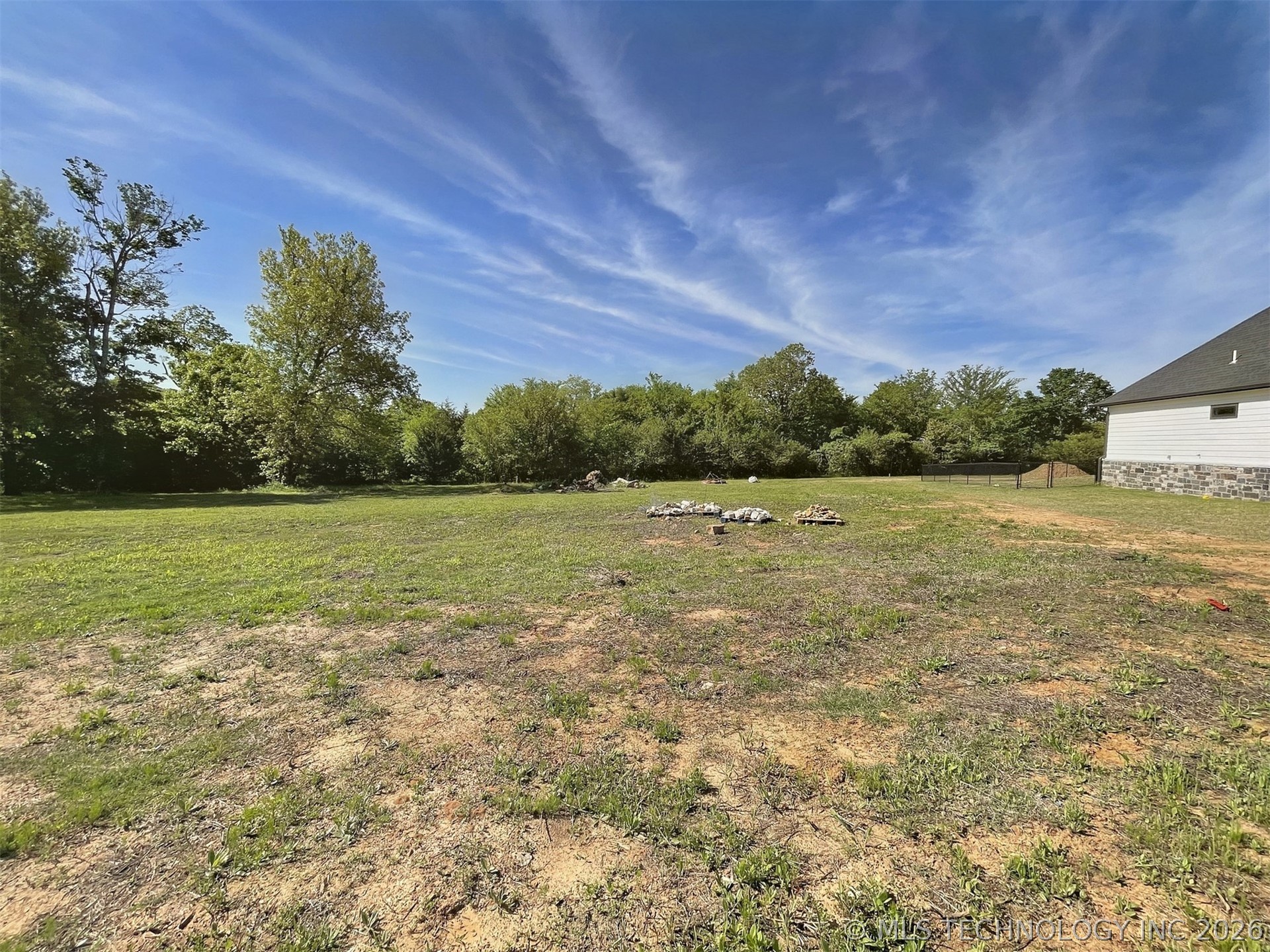 16845 W Sierra Circle Property Photo 9