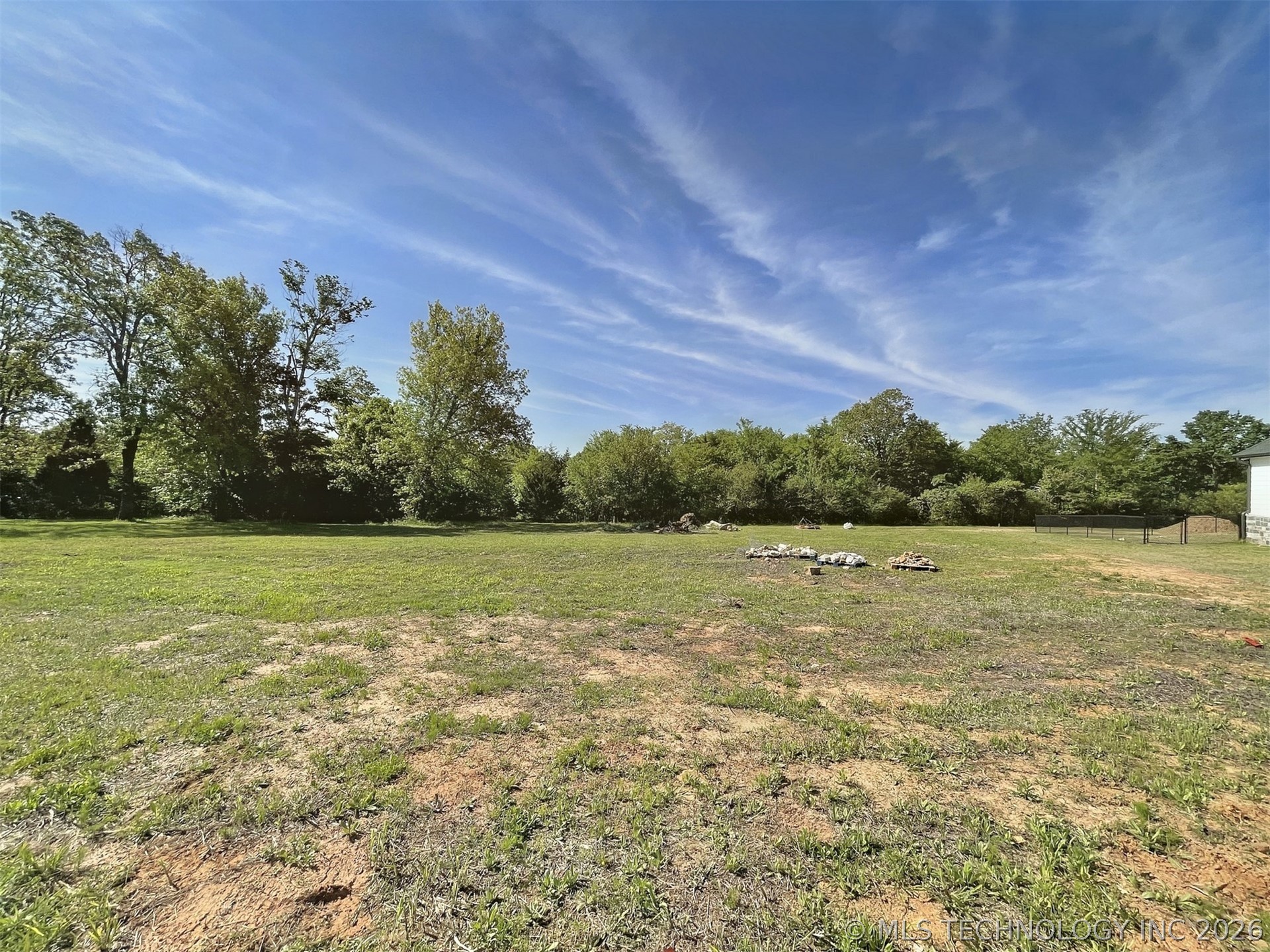 16845 W Sierra Circle Property Photo 13