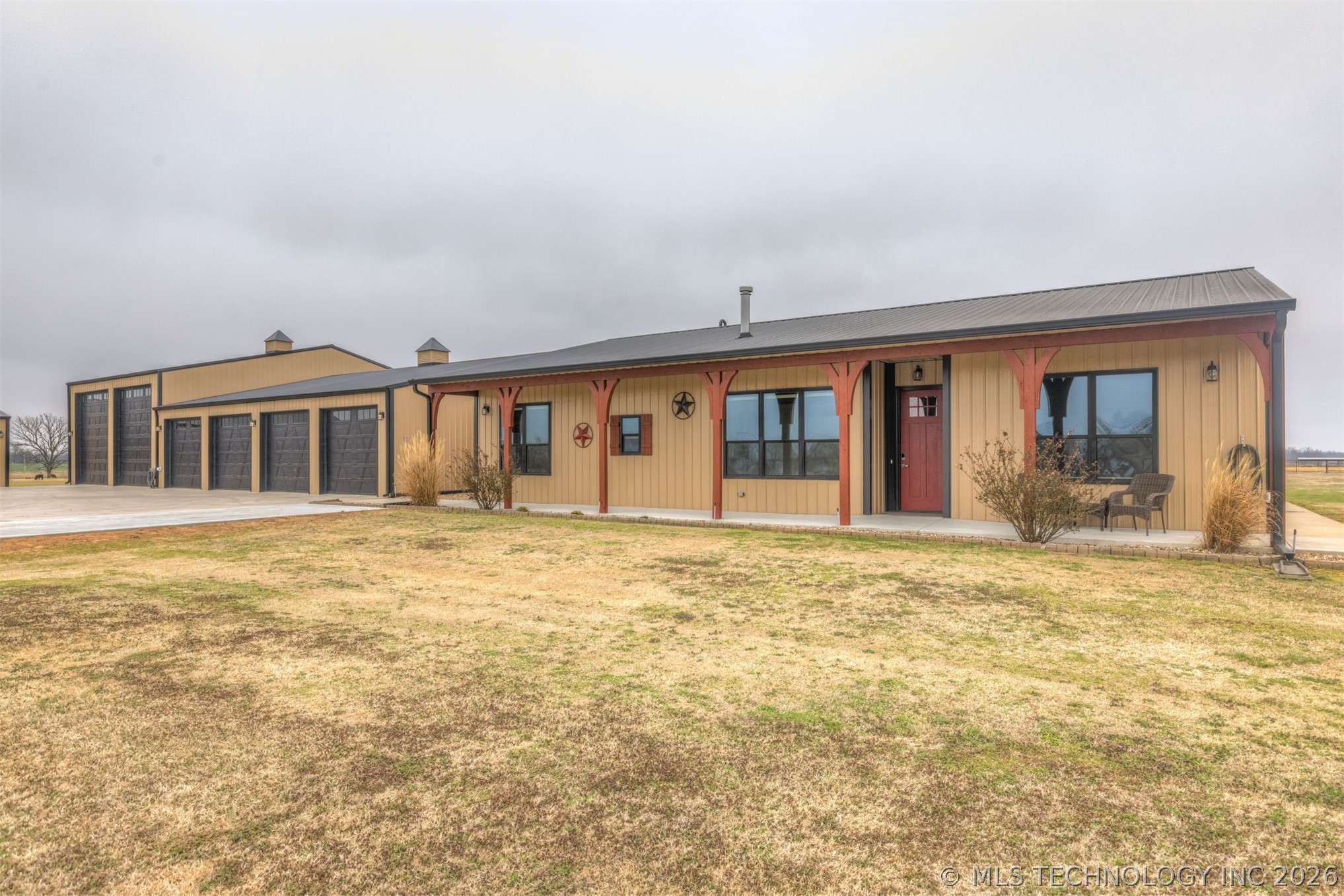 23800 E 720 Road Property Photo 4