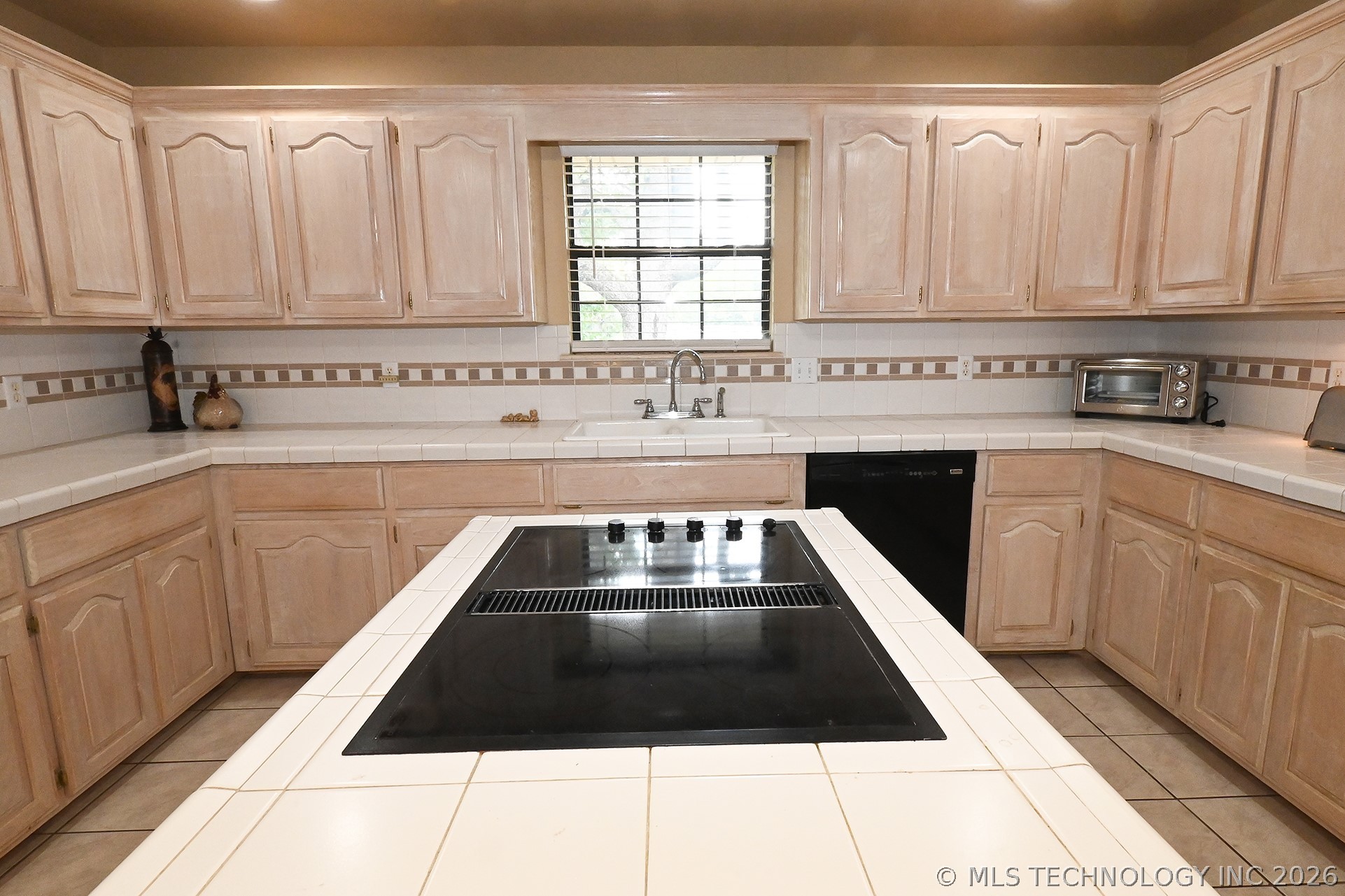 104001 S 4480 Road Property Photo 52
