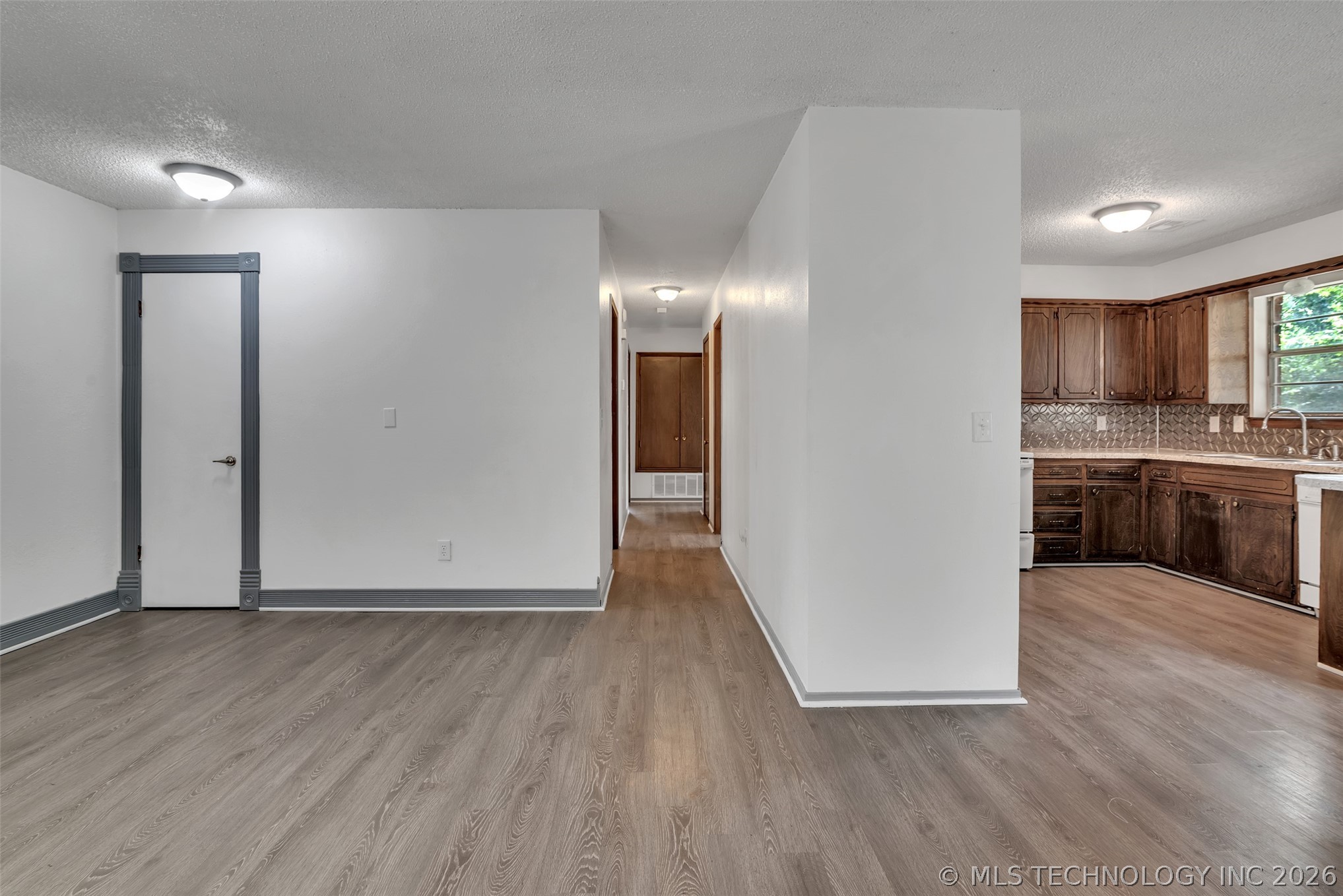 18406 S 55th E Property Photo 14