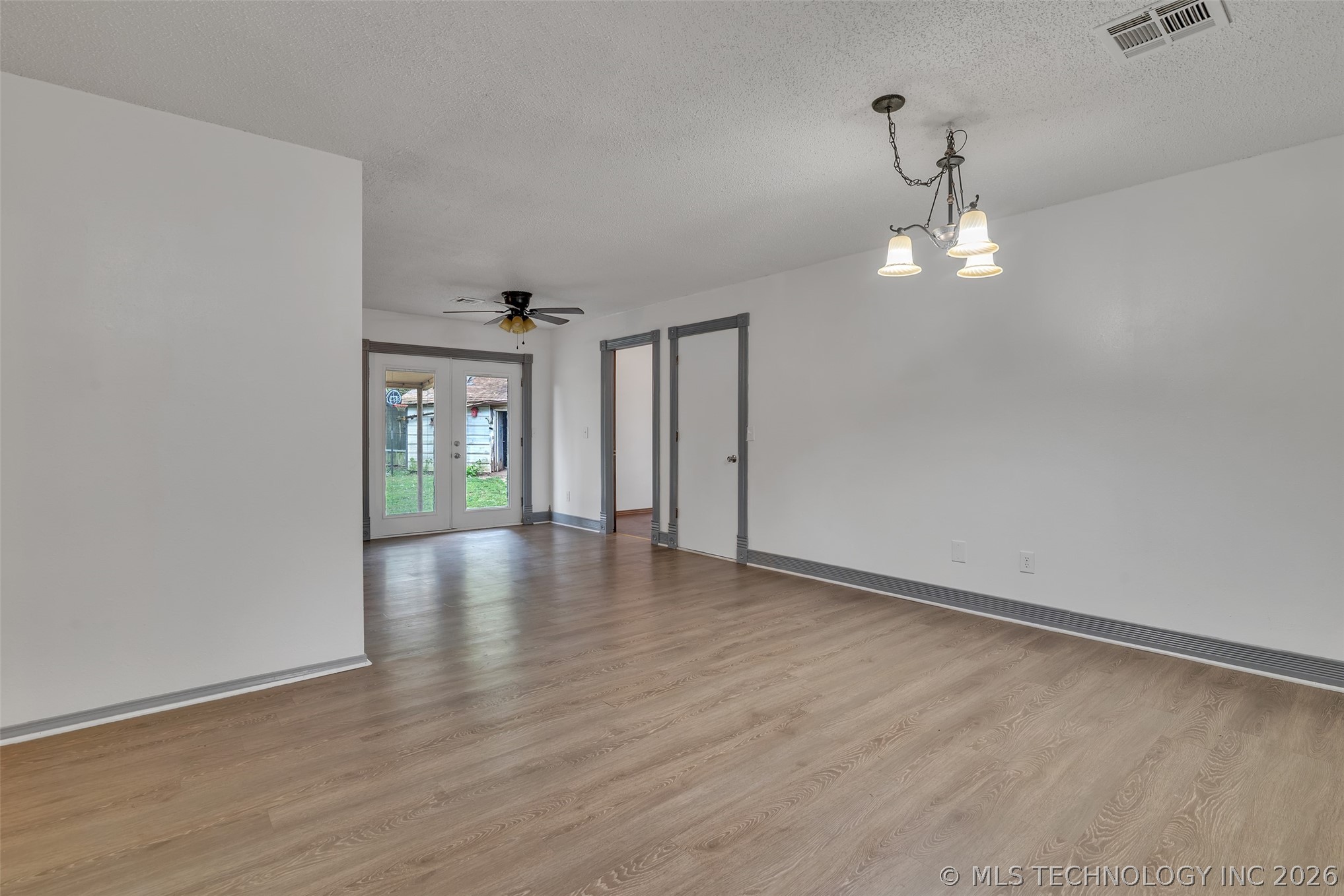 18406 S 55th E Property Photo 15