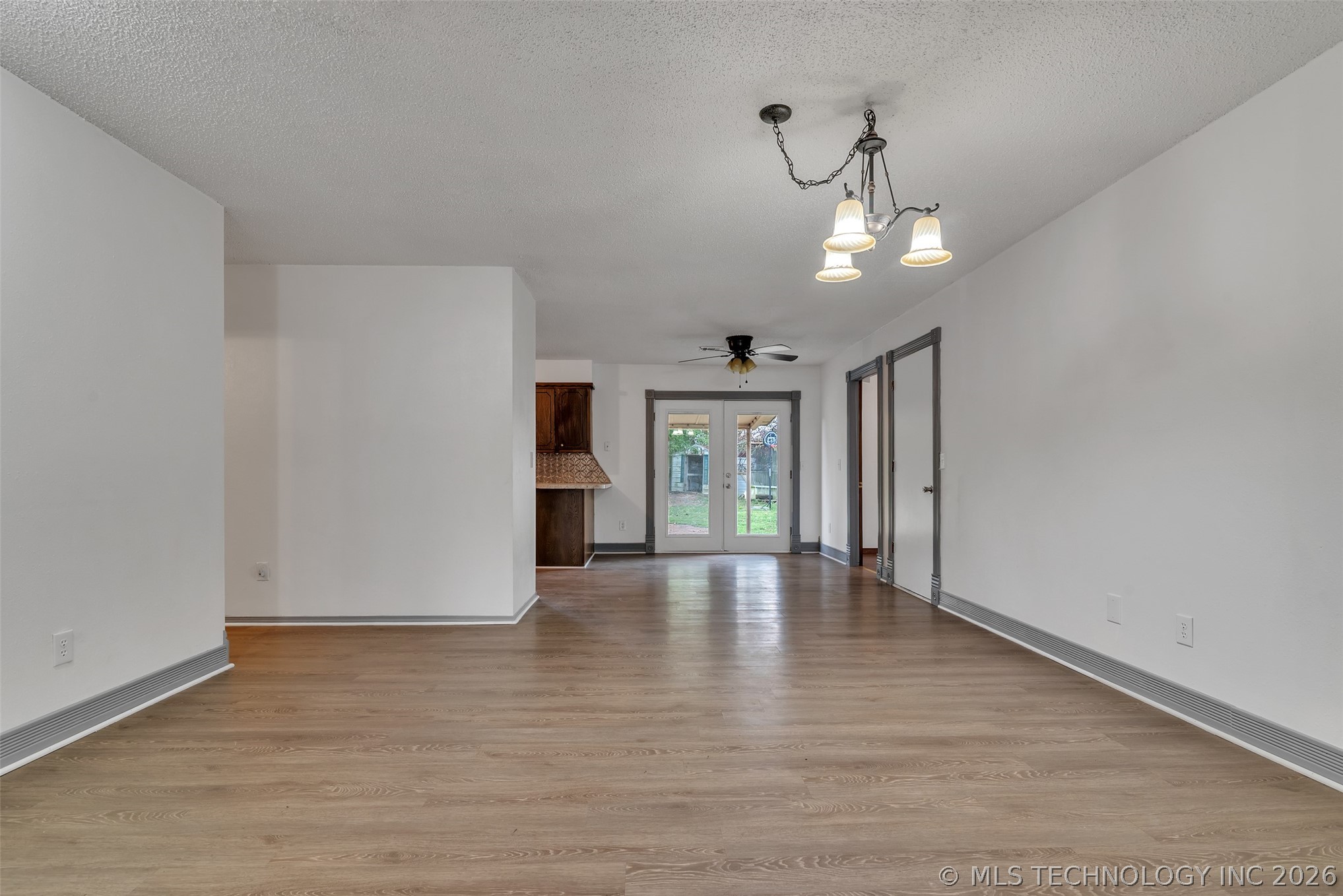 18406 S 55th E Property Photo 17