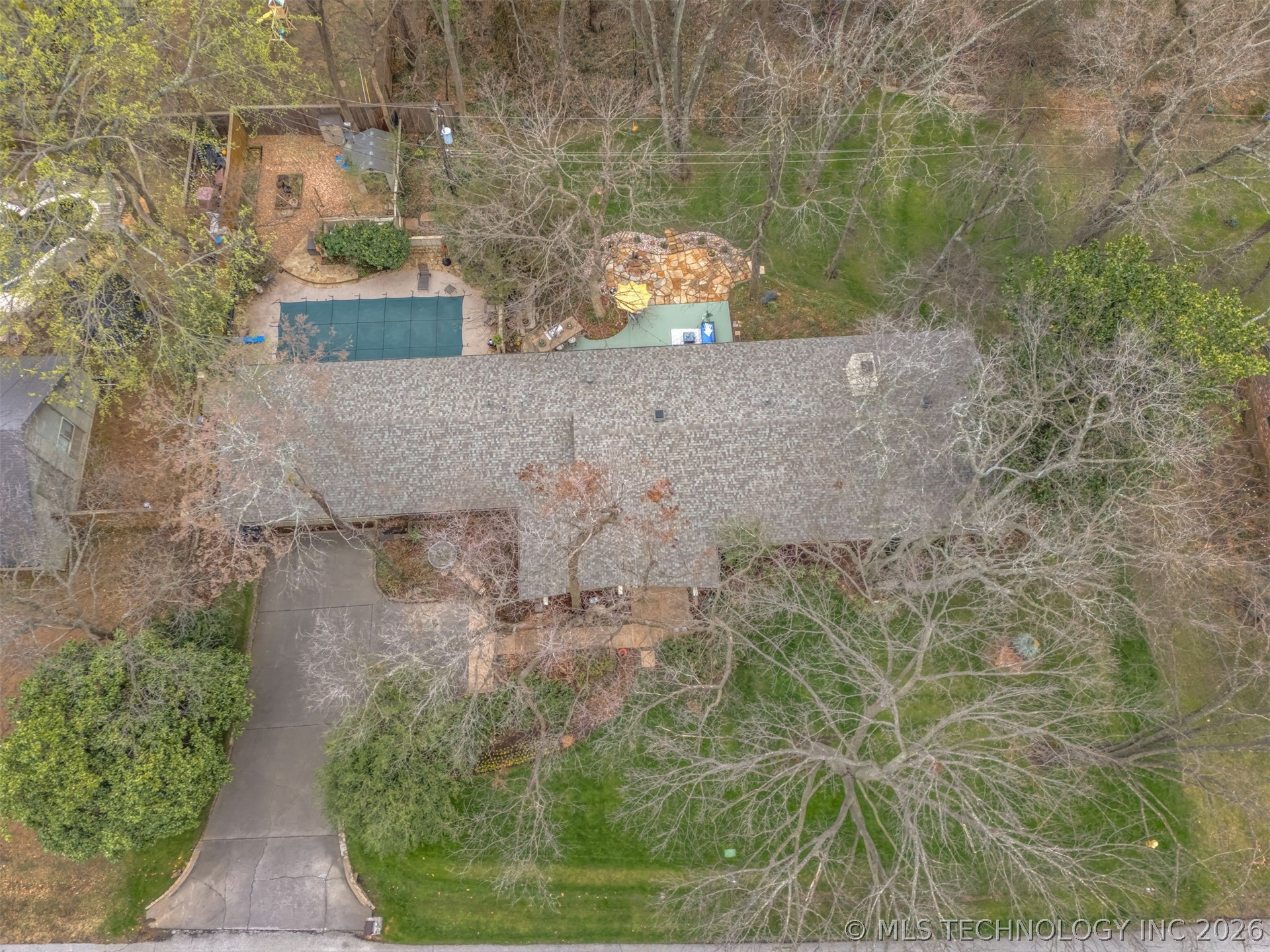 4224 E 74th Street Property Photo 4