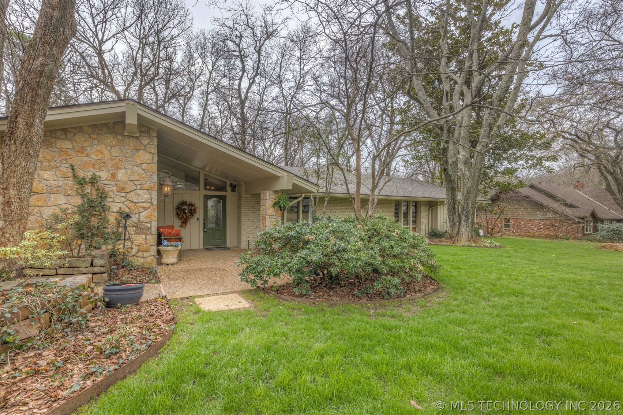 4224 E 74th Street Property Photo 8