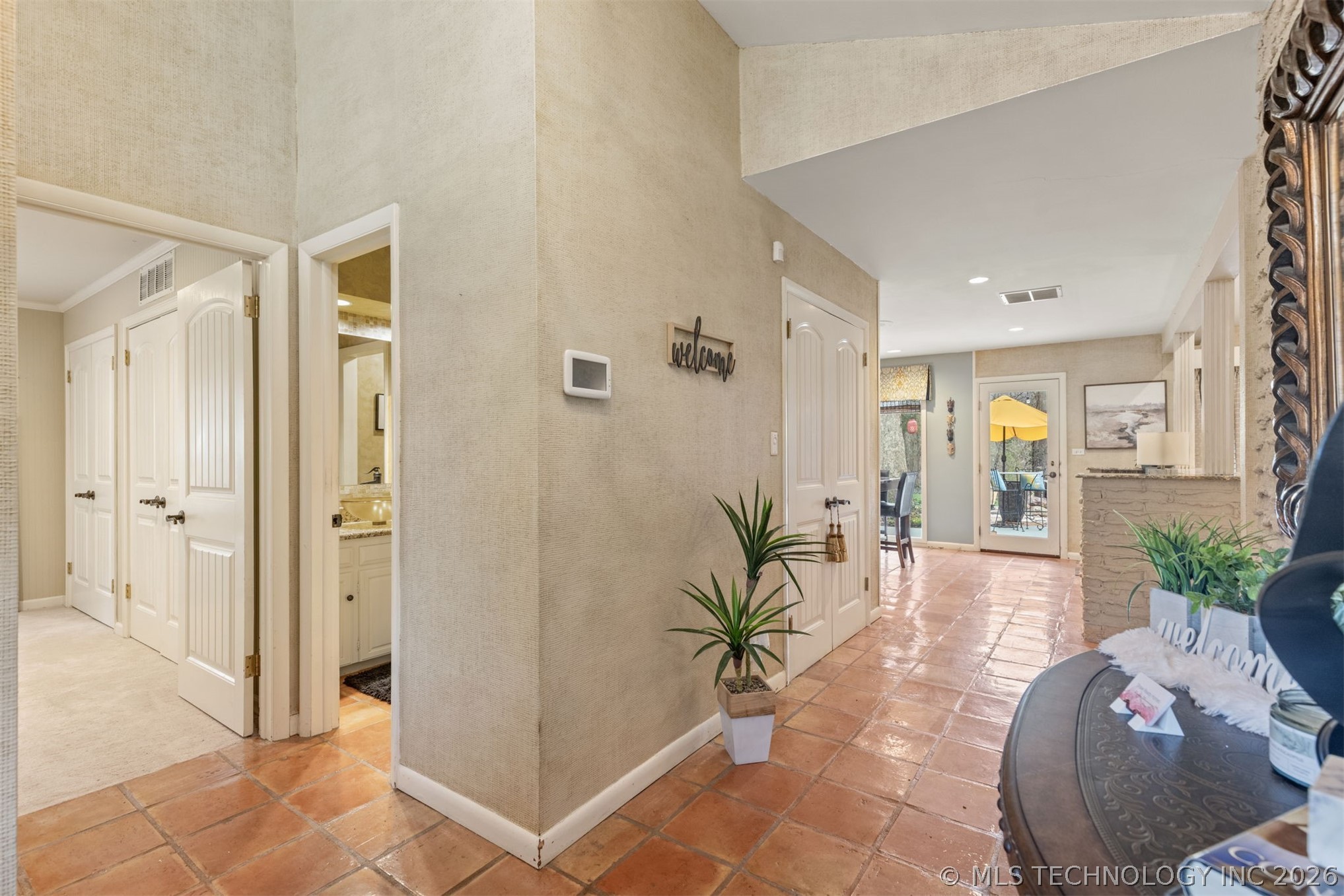 4224 E 74th Street Property Photo 12