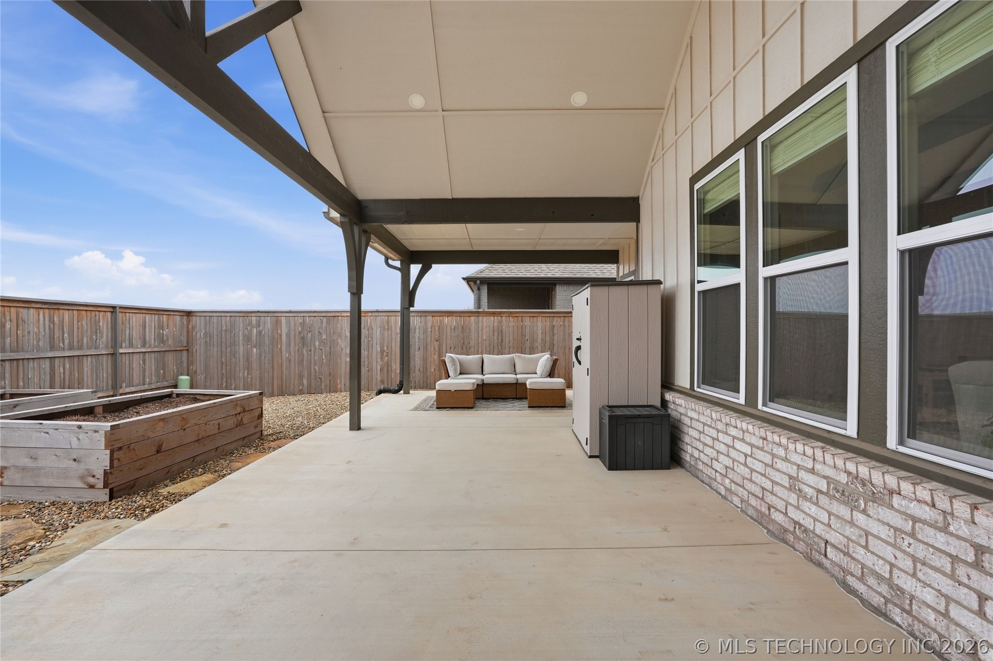 505 S Buffalo Avenue Property Photo 20