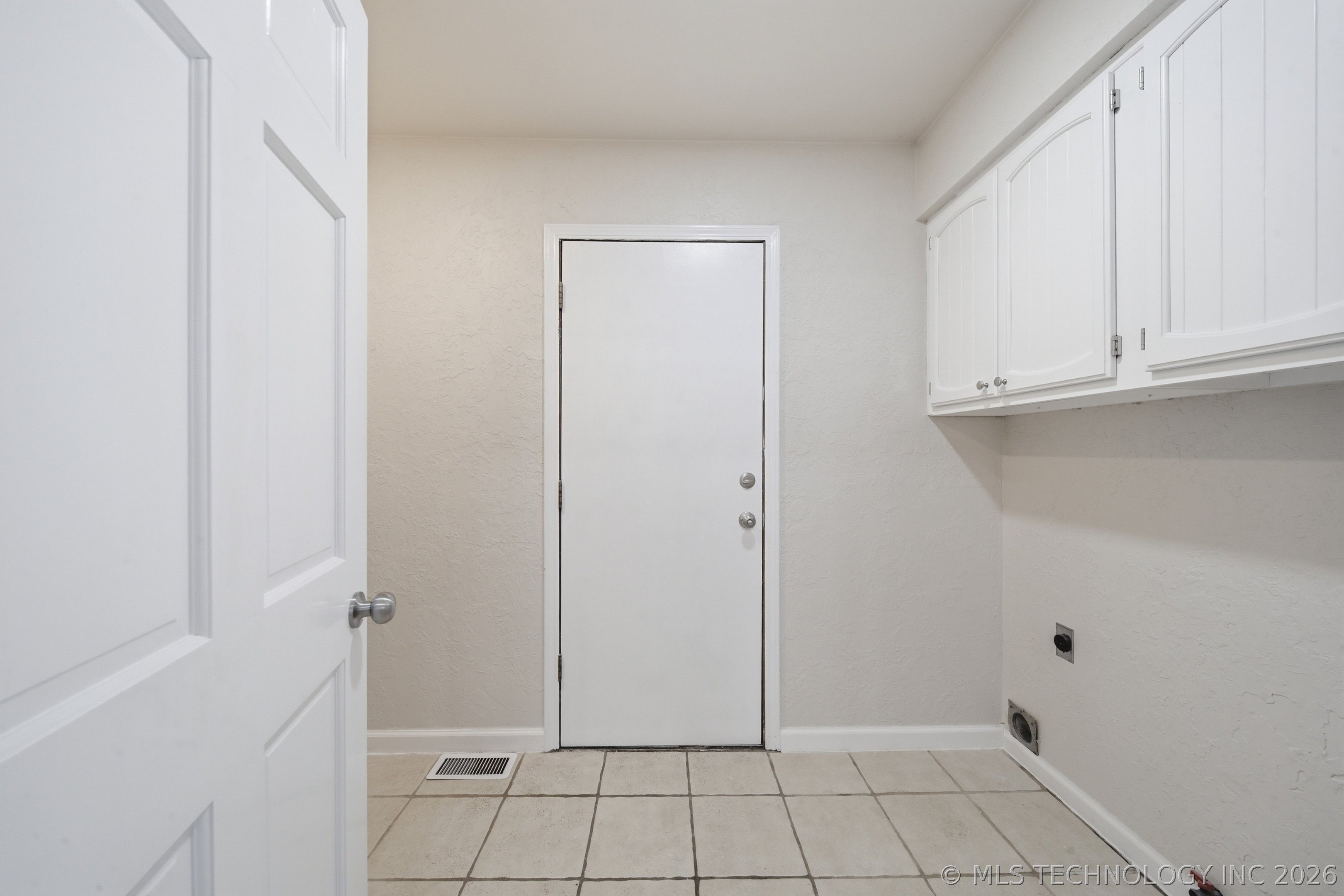 117 W Timberlane Court Property Photo 16