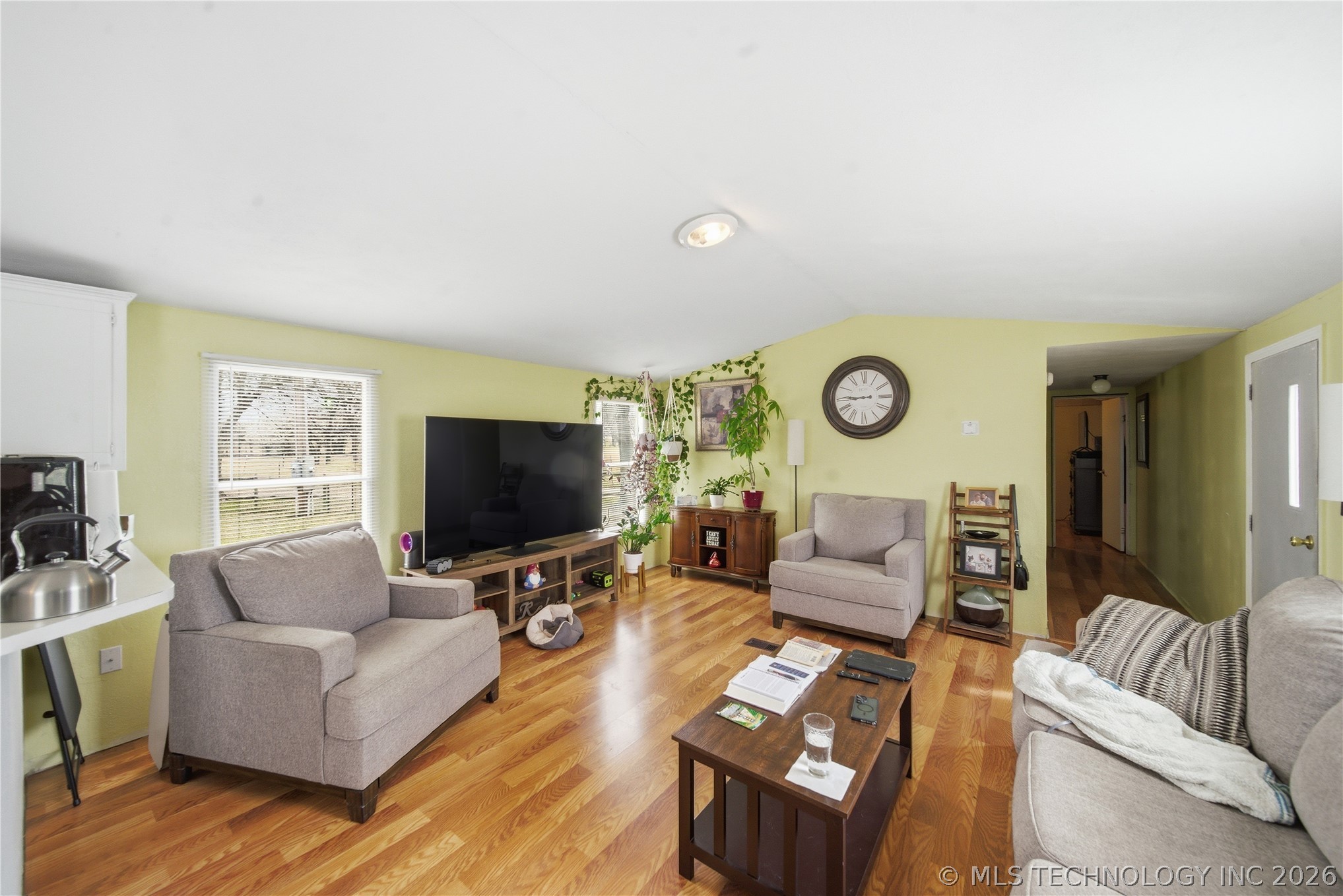 2009 E 168th Street N Property Photo 7