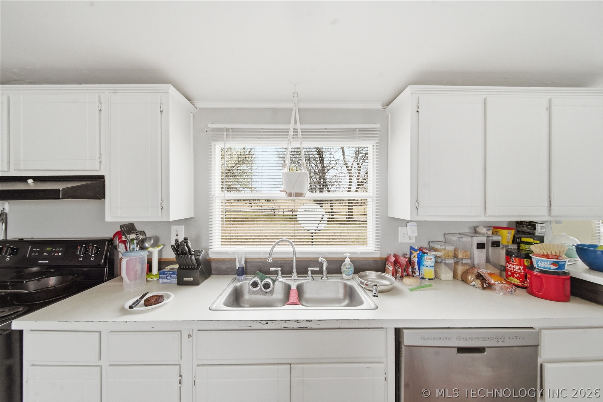 2009 E 168th Street N Property Photo 12