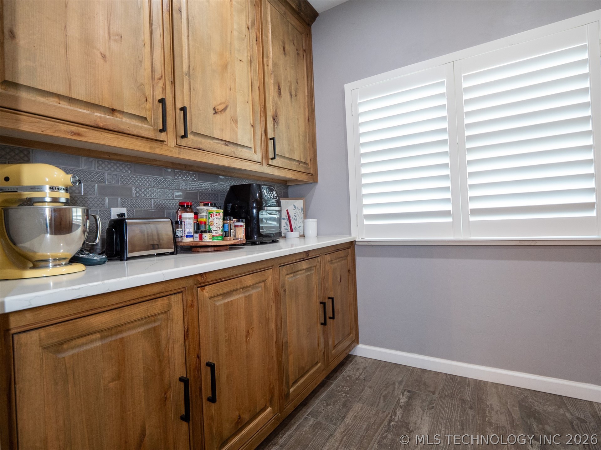 2724 Lark Road Property Photo 12